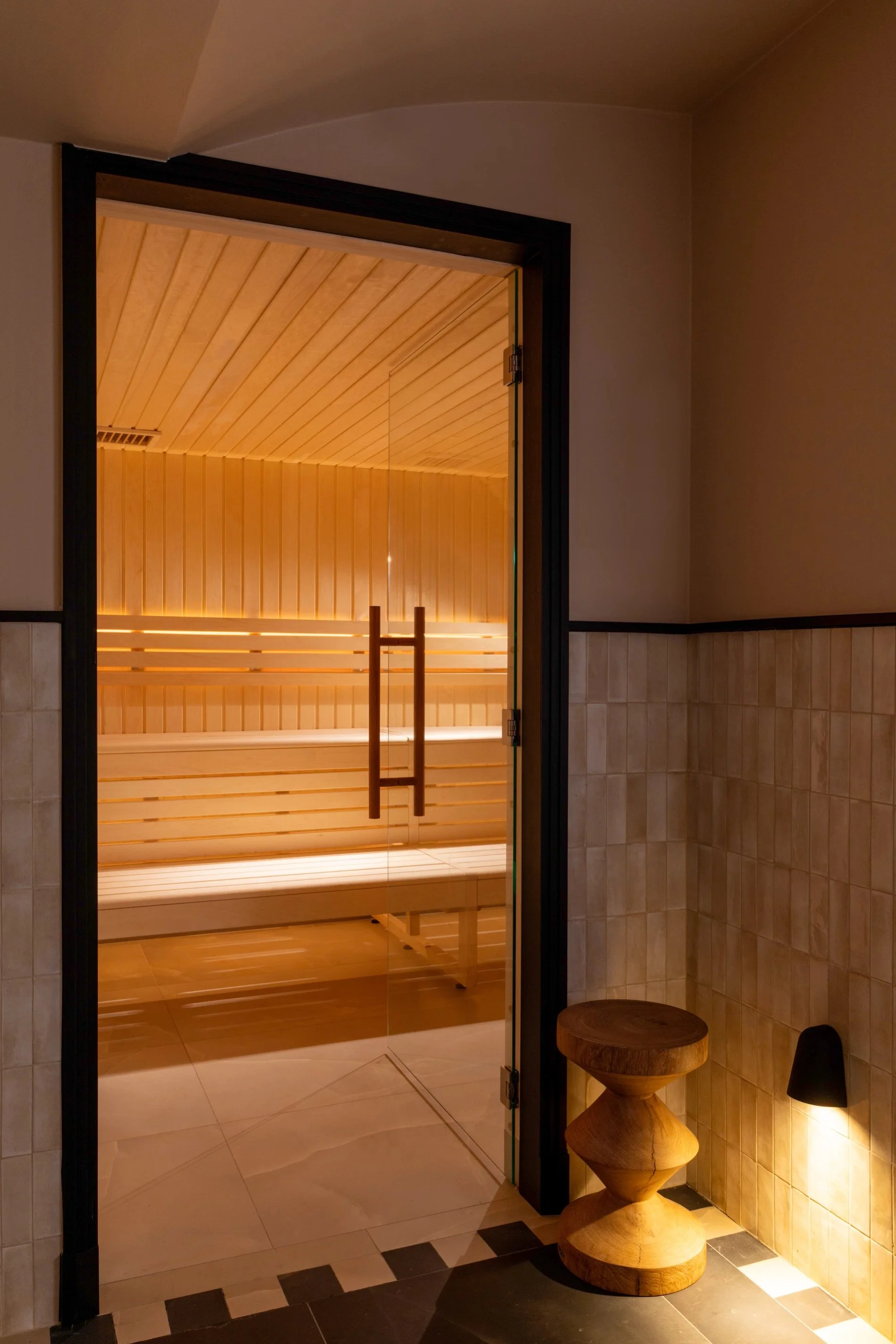 9ecd5bcb-44e8-4439-acbd-7228f0b53e8a