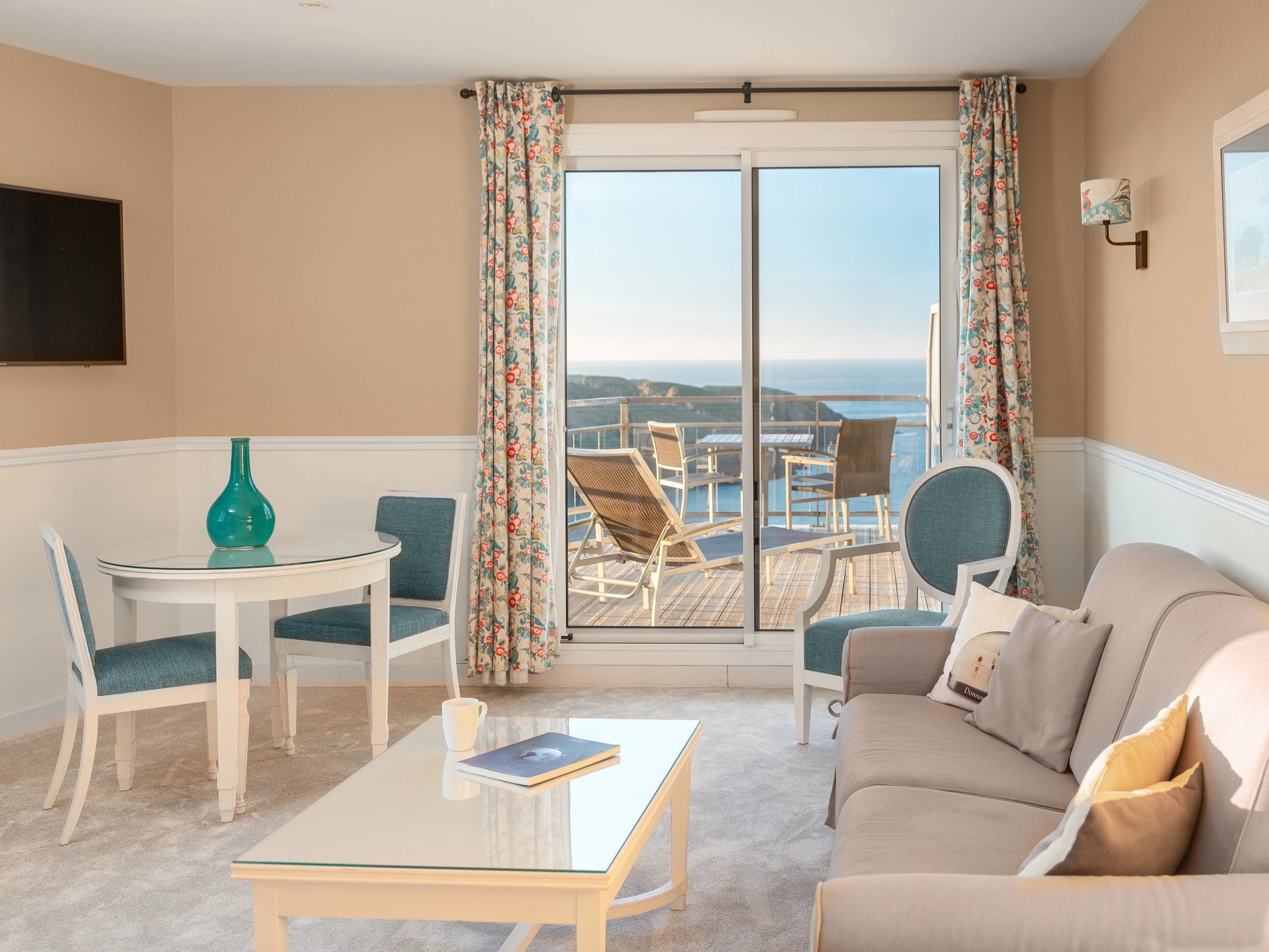 9f12511f-bbaf-4aca-9bf9-1e3480598ba9