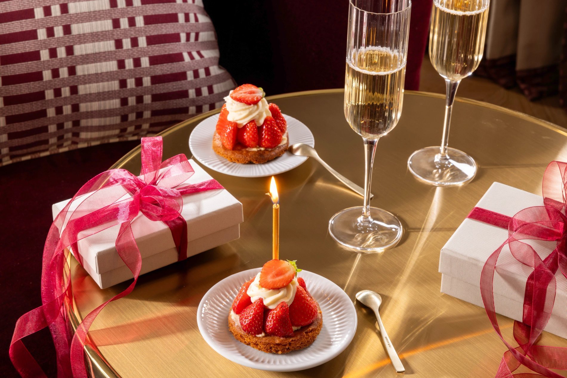 Hôtel Filigrane | Package Anniversaire Champagne Pâtisserie