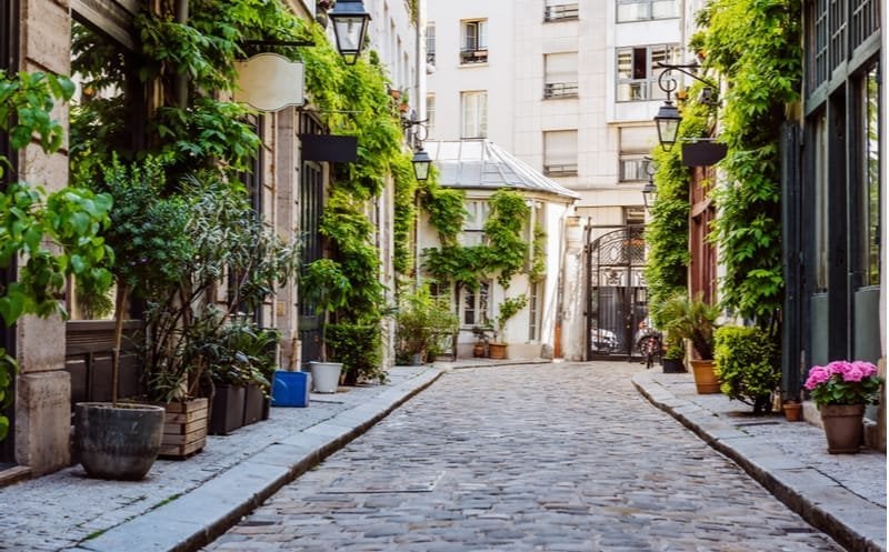 9fda22b4-e6a7-456f-8ca3-d79aad7b334d