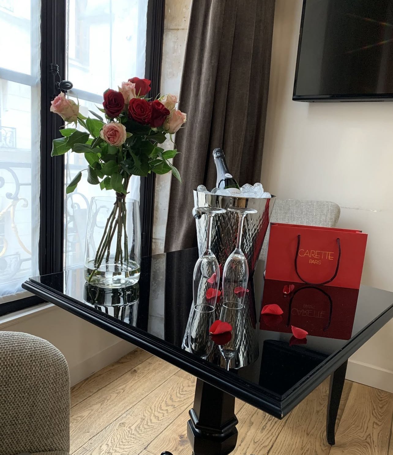 Hôtel Romantique Paris - Les Hôtels Saint-Louis