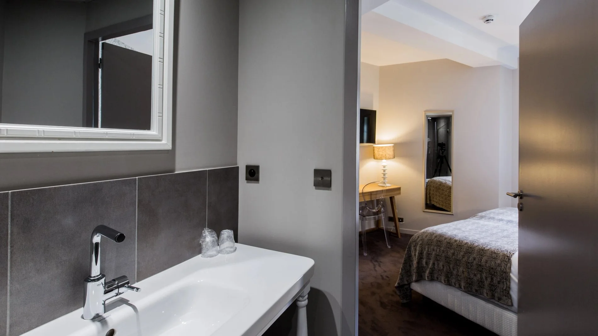 a07f9f08-793e-4e9f-b763-37b21883e449