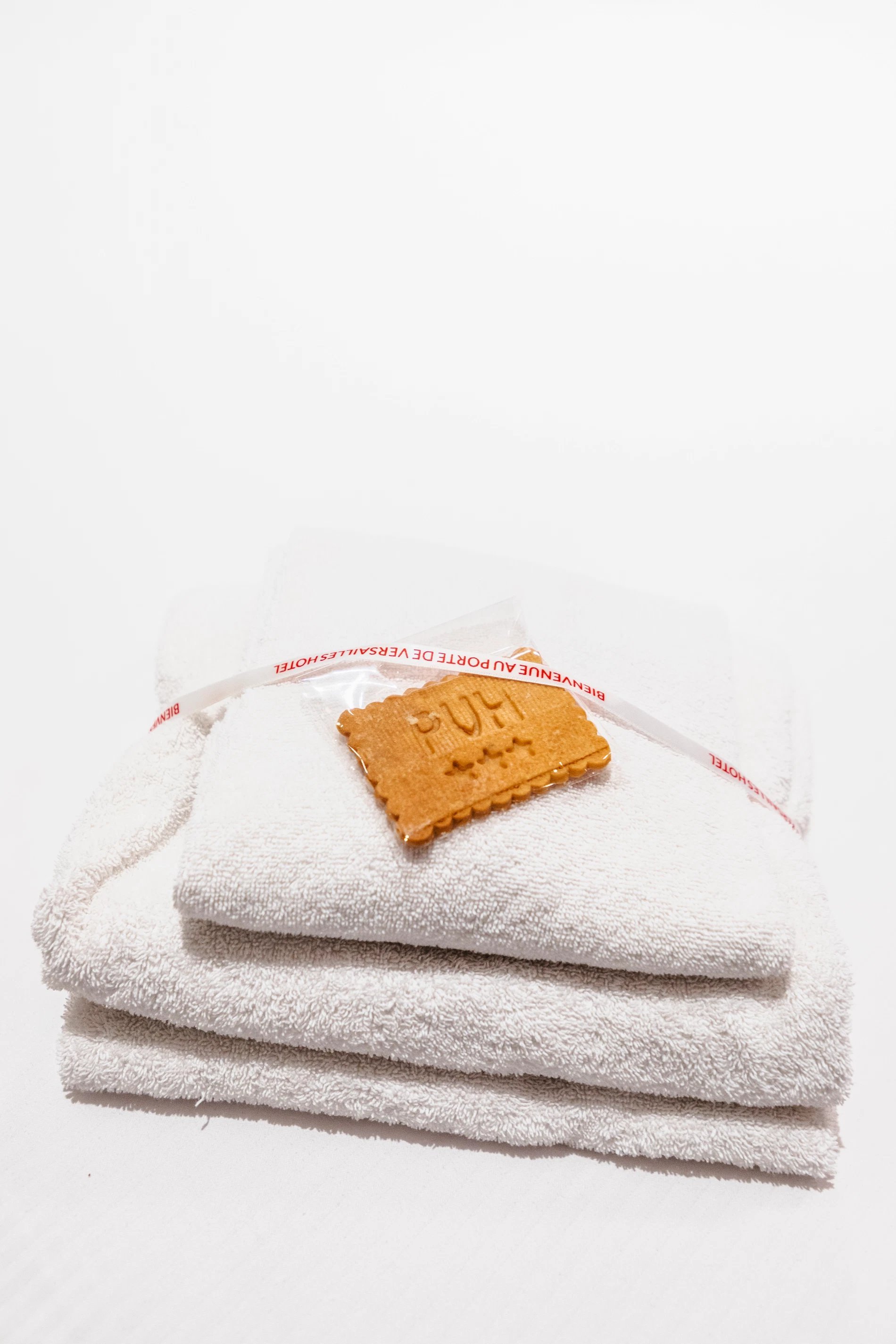 a0f956d9-8877-4b52-9333-84181d8451ae