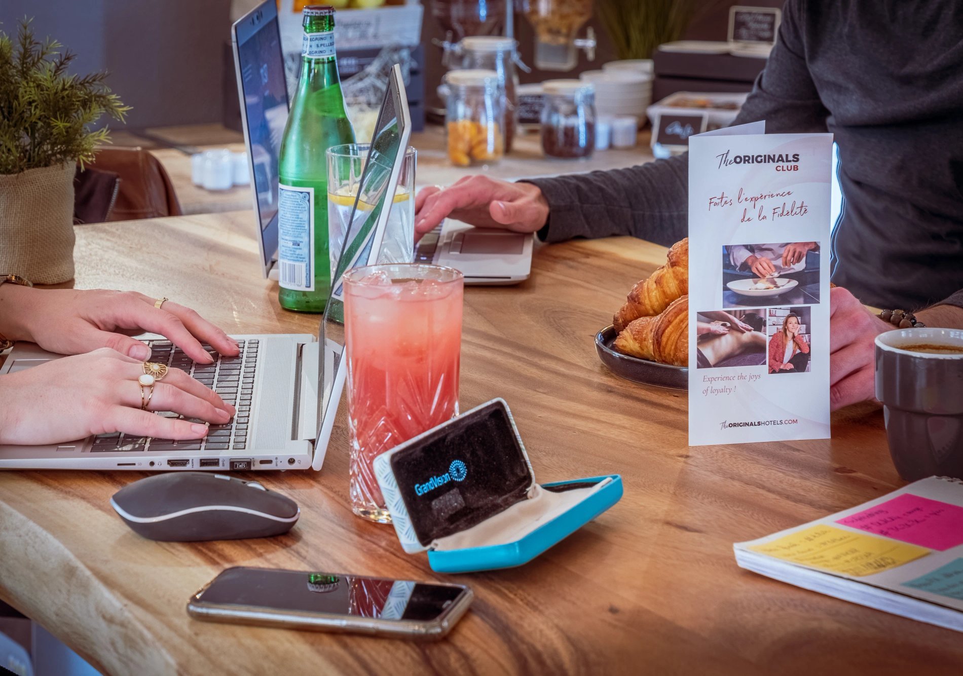 Hôtel Le Village 49*** | Hôtel 3 étoiles Angers | Espace co working