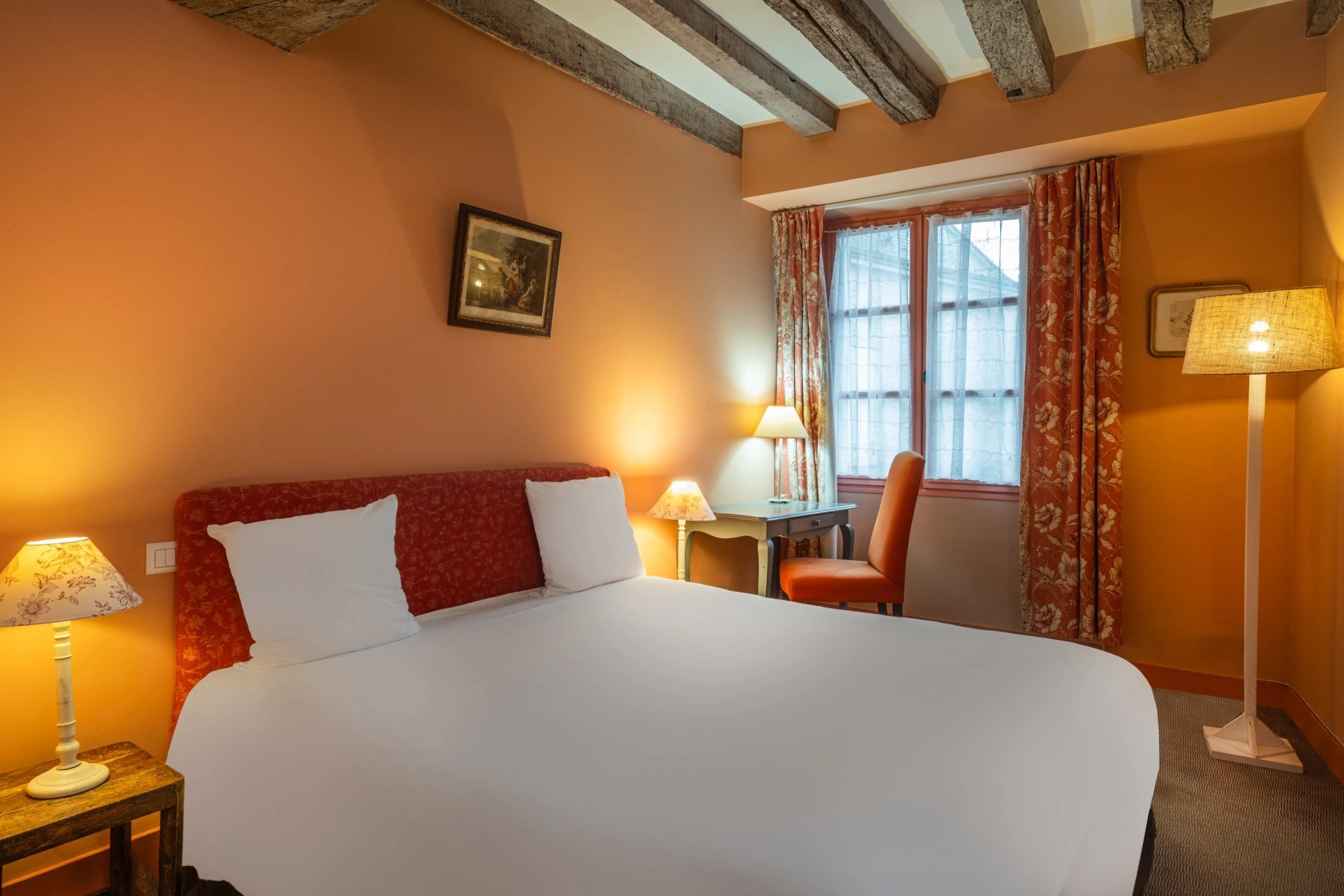 Ecu de Bretagne | Standart bedroom bed