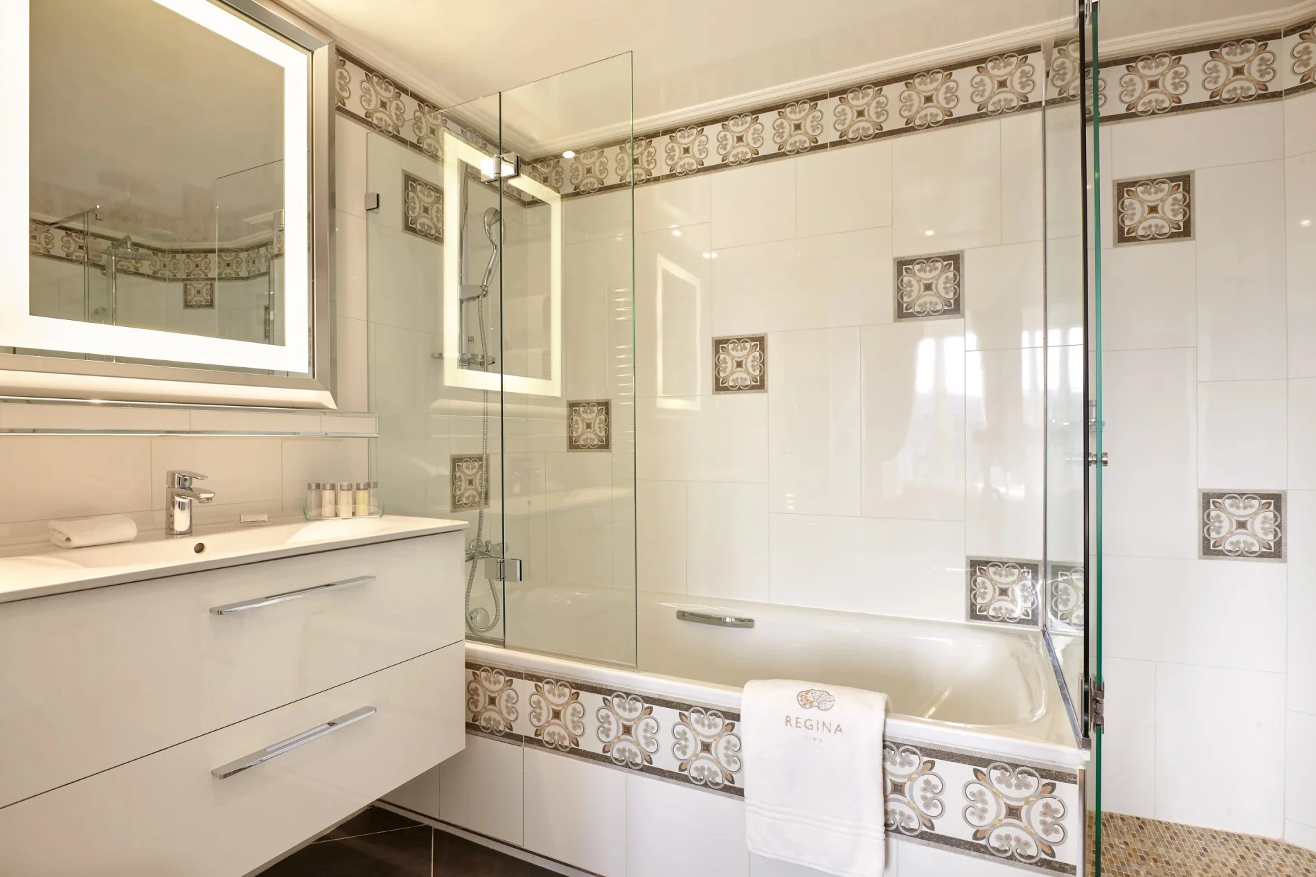Hotel Regina Louvre Junior Suite Salle de Bain