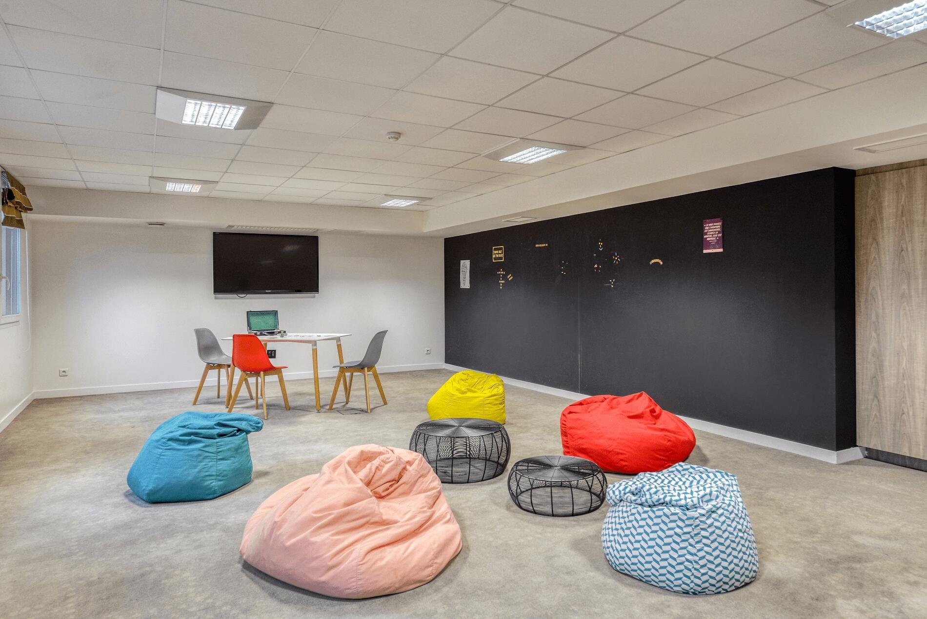 a4ea0b70-0d94-4198-8471-9d8e63ca6f5b