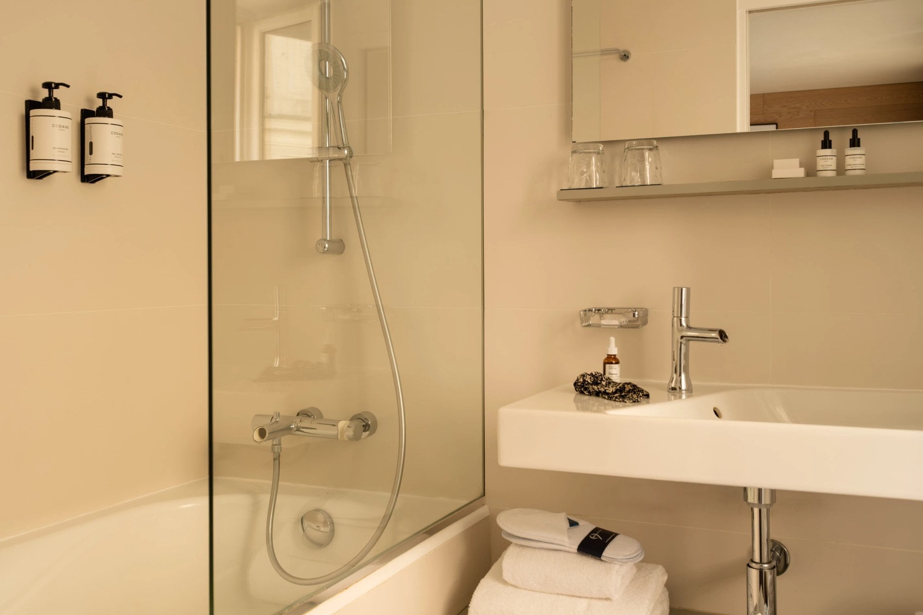 9 hotel opera paris chambre club