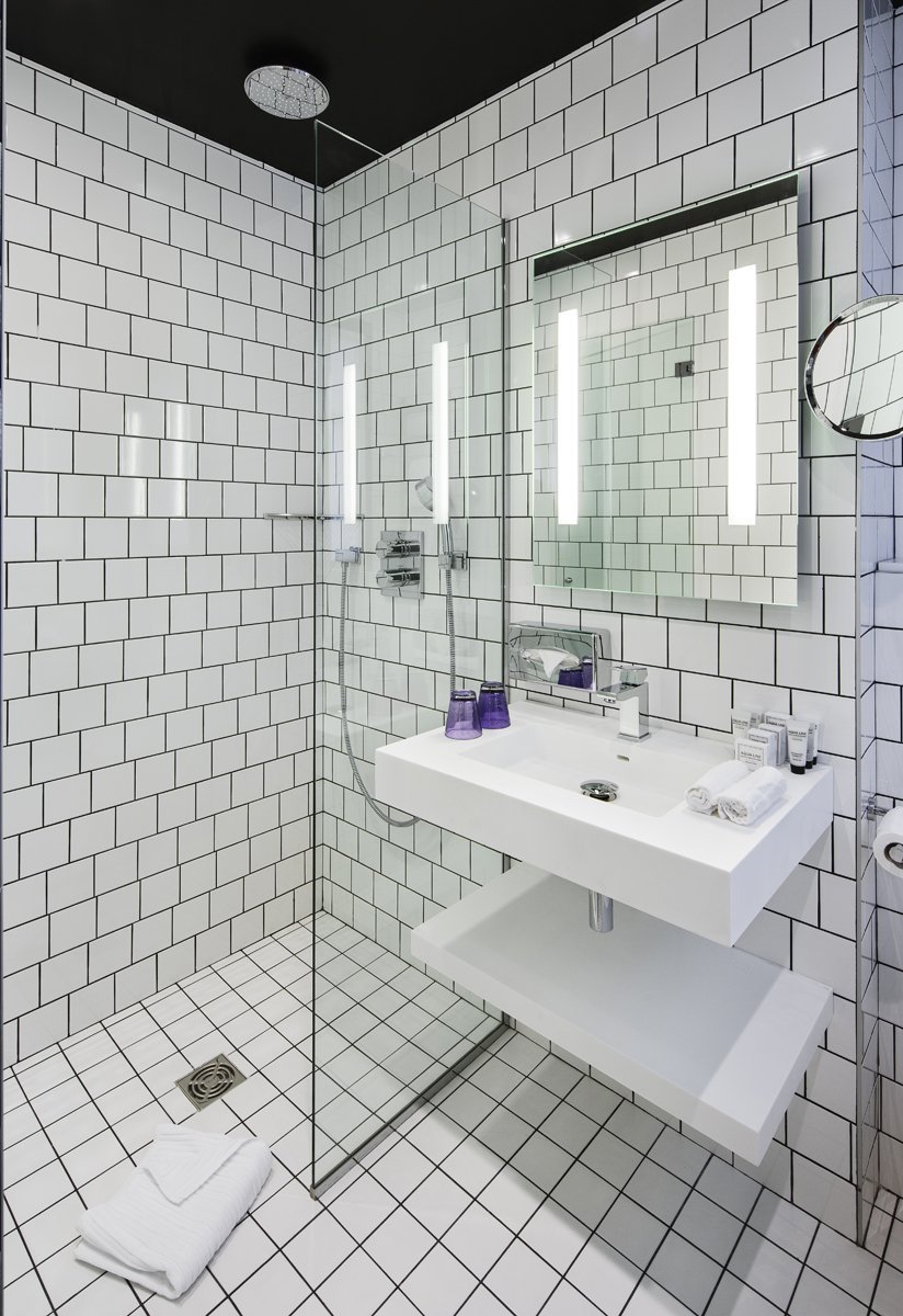 Best Western Premier Faubourg 88 | Classic Room Bathroom
