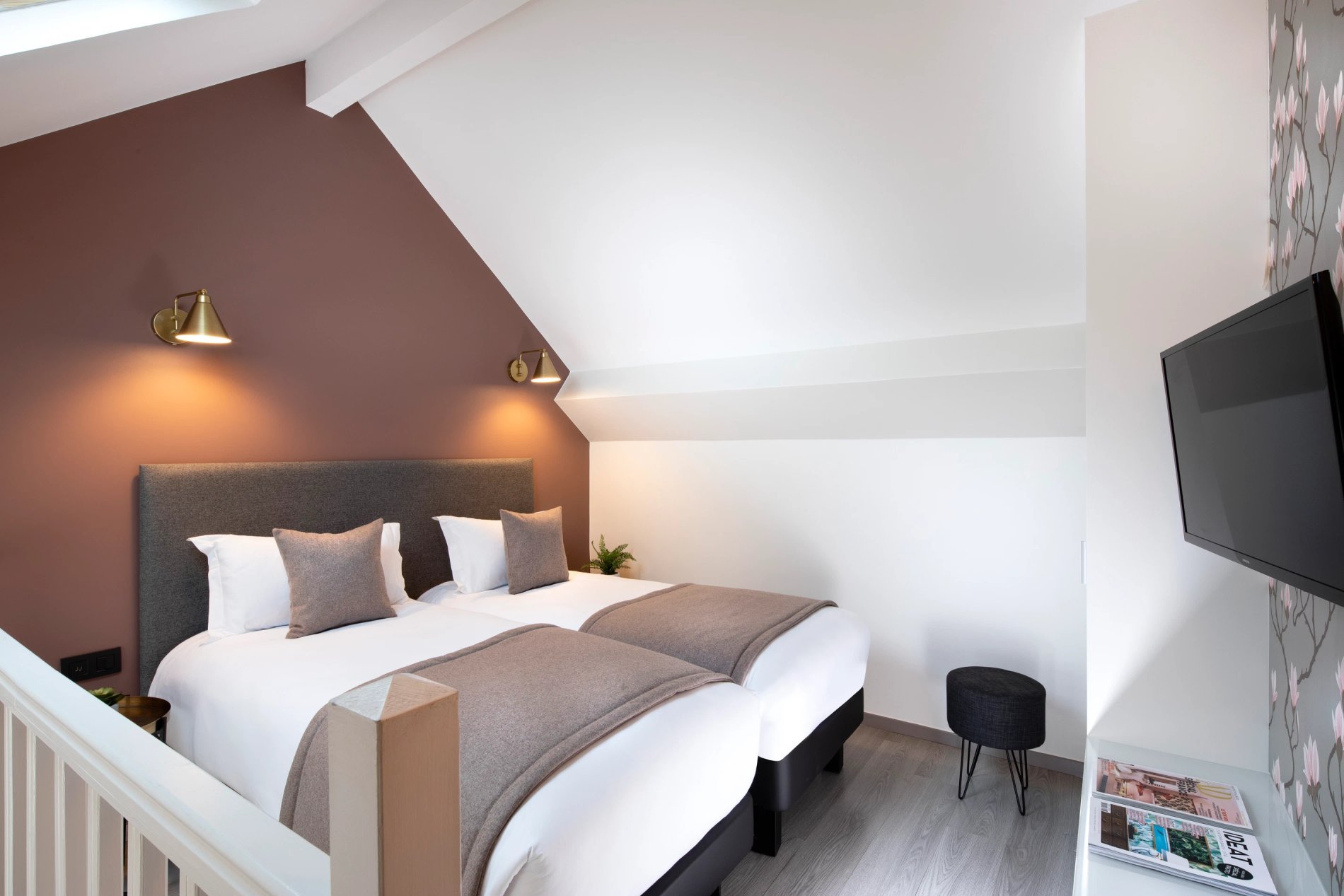 Hotel Brady Deluxe Room Mezzanine