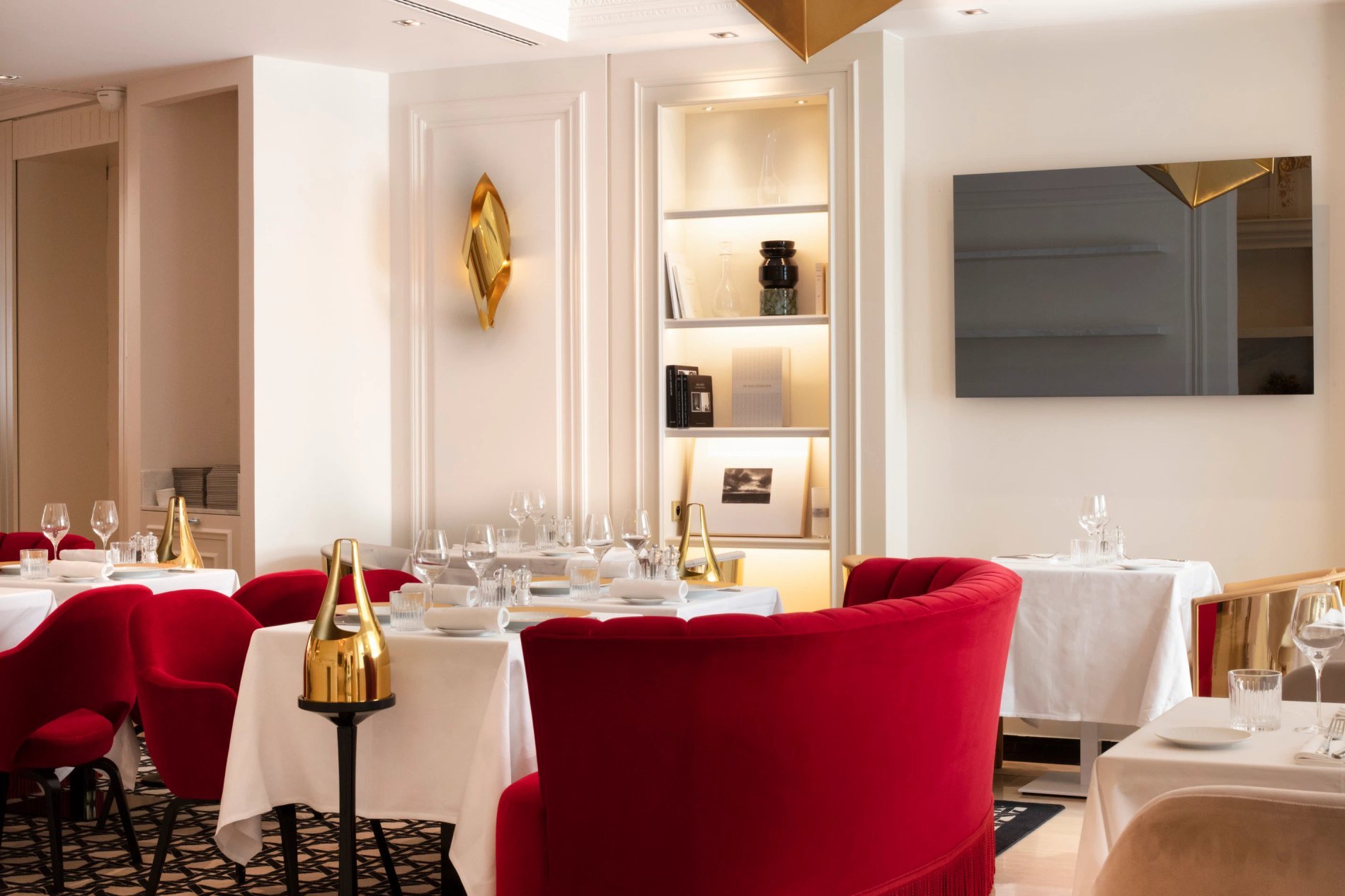 a6a3d52d-ca15-4a80-a40f-4ecbe88d941c