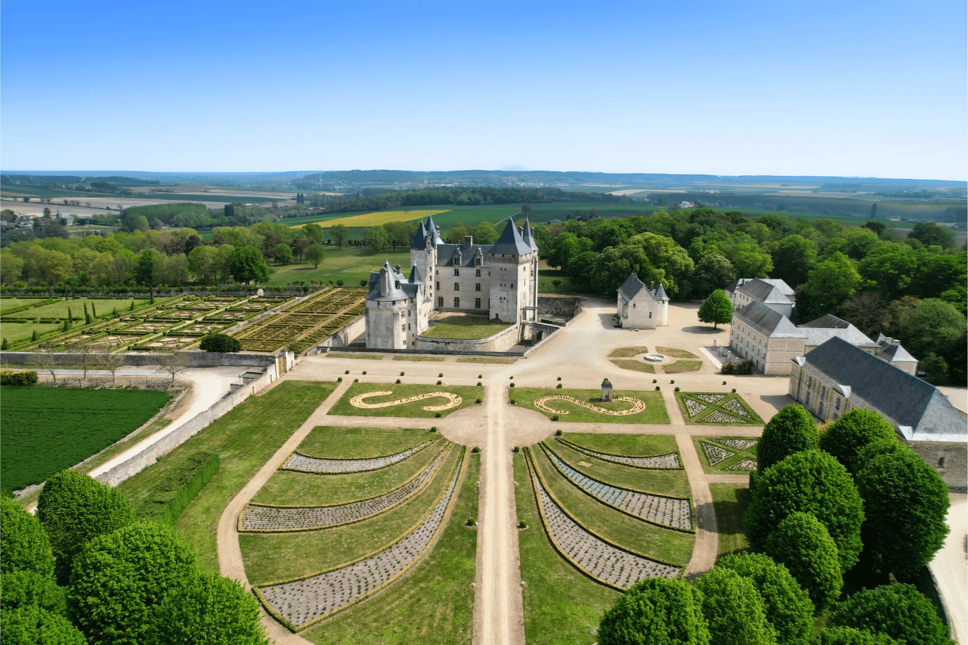 salle de réception pour anniversaire ou baptême au château
