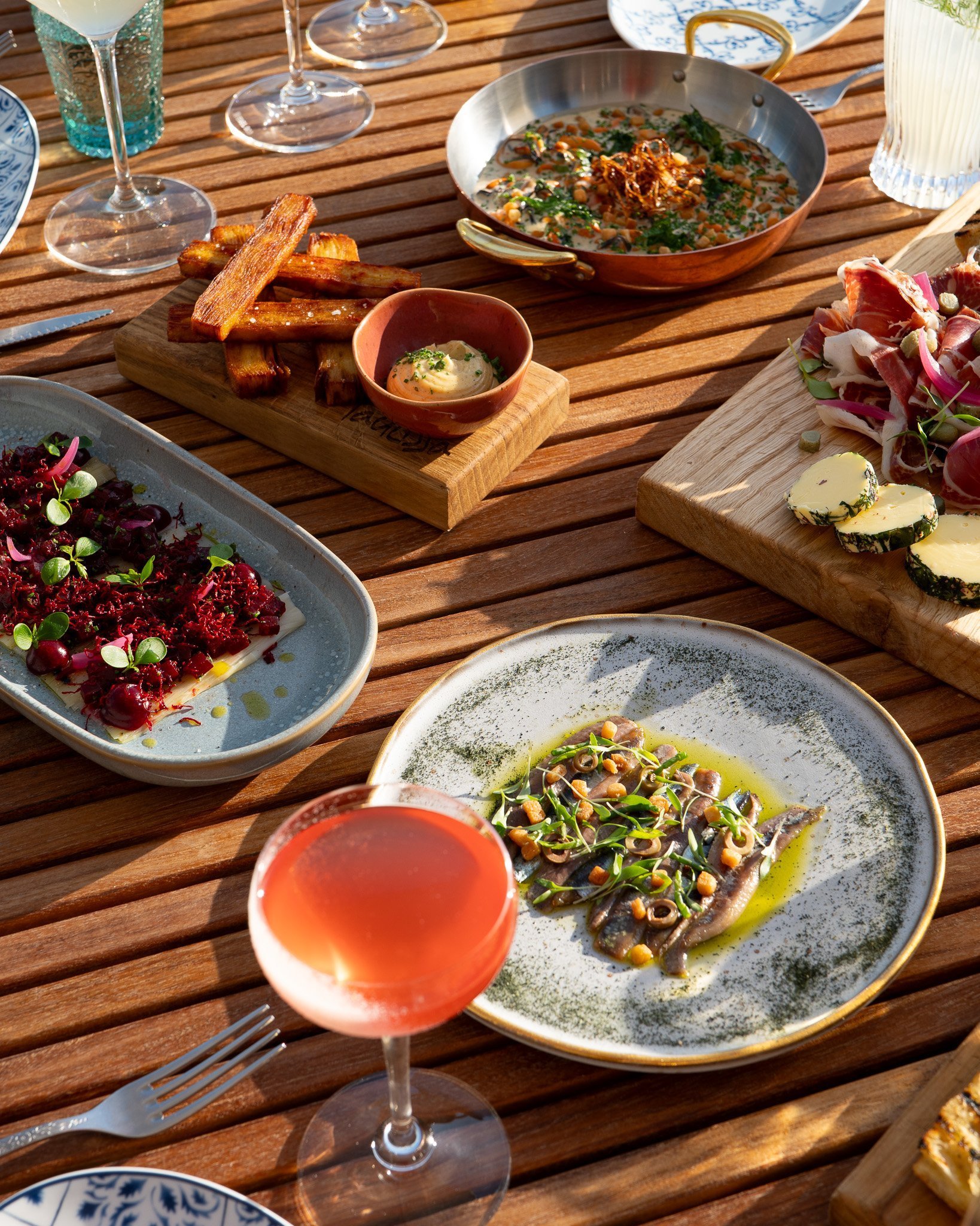 Délicieux plats au Bar Taulissa.