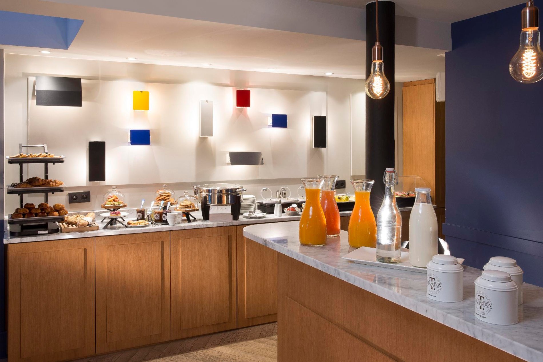 Hotel Les Matins de Paris Breakfast