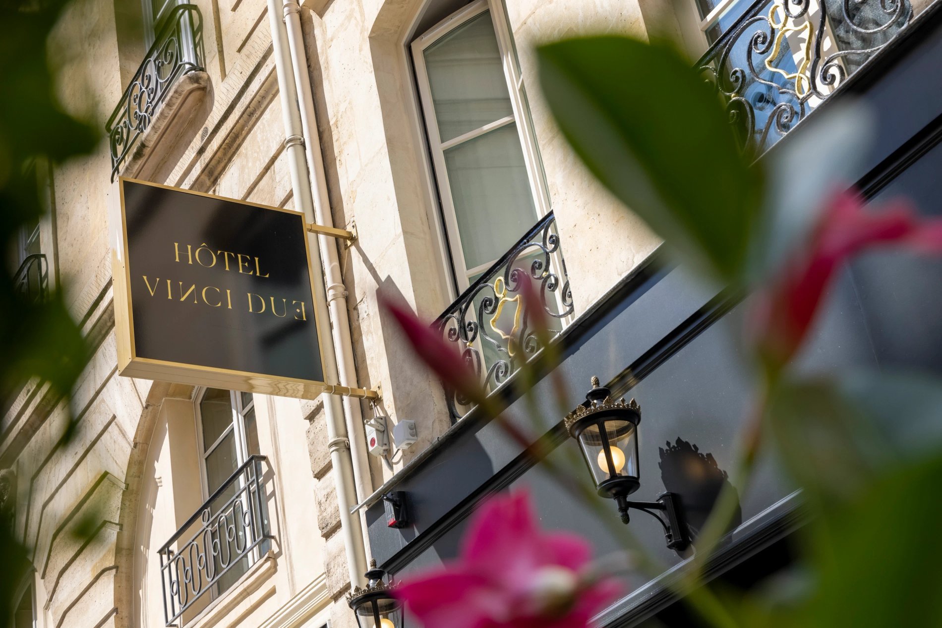 a7e024a5-de2a-4694-ba65-06a104ffc445