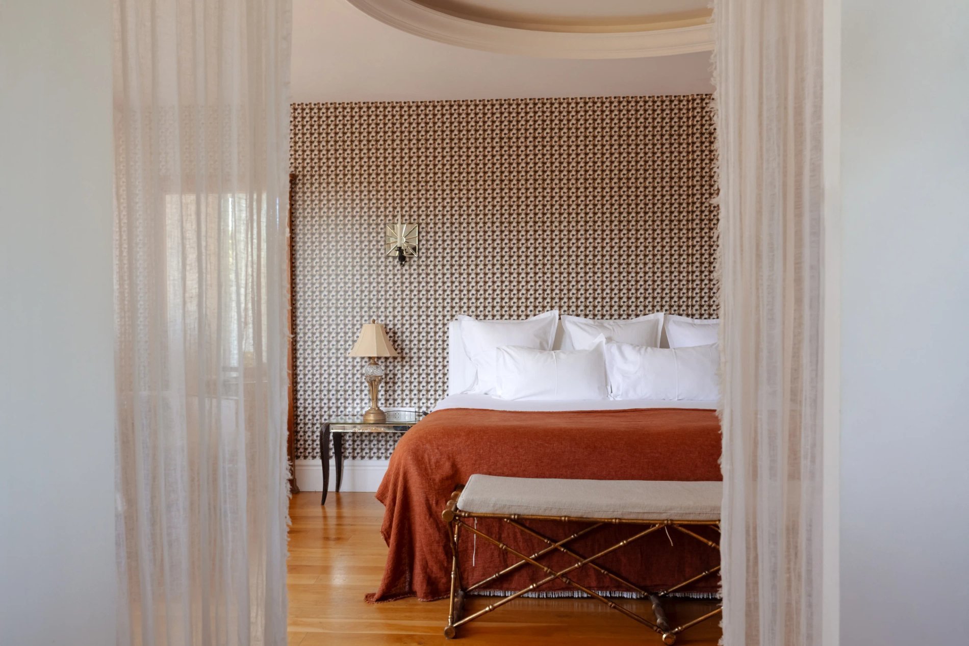 a8e208f5-8be5-41e3-94d1-15ca6cd13087