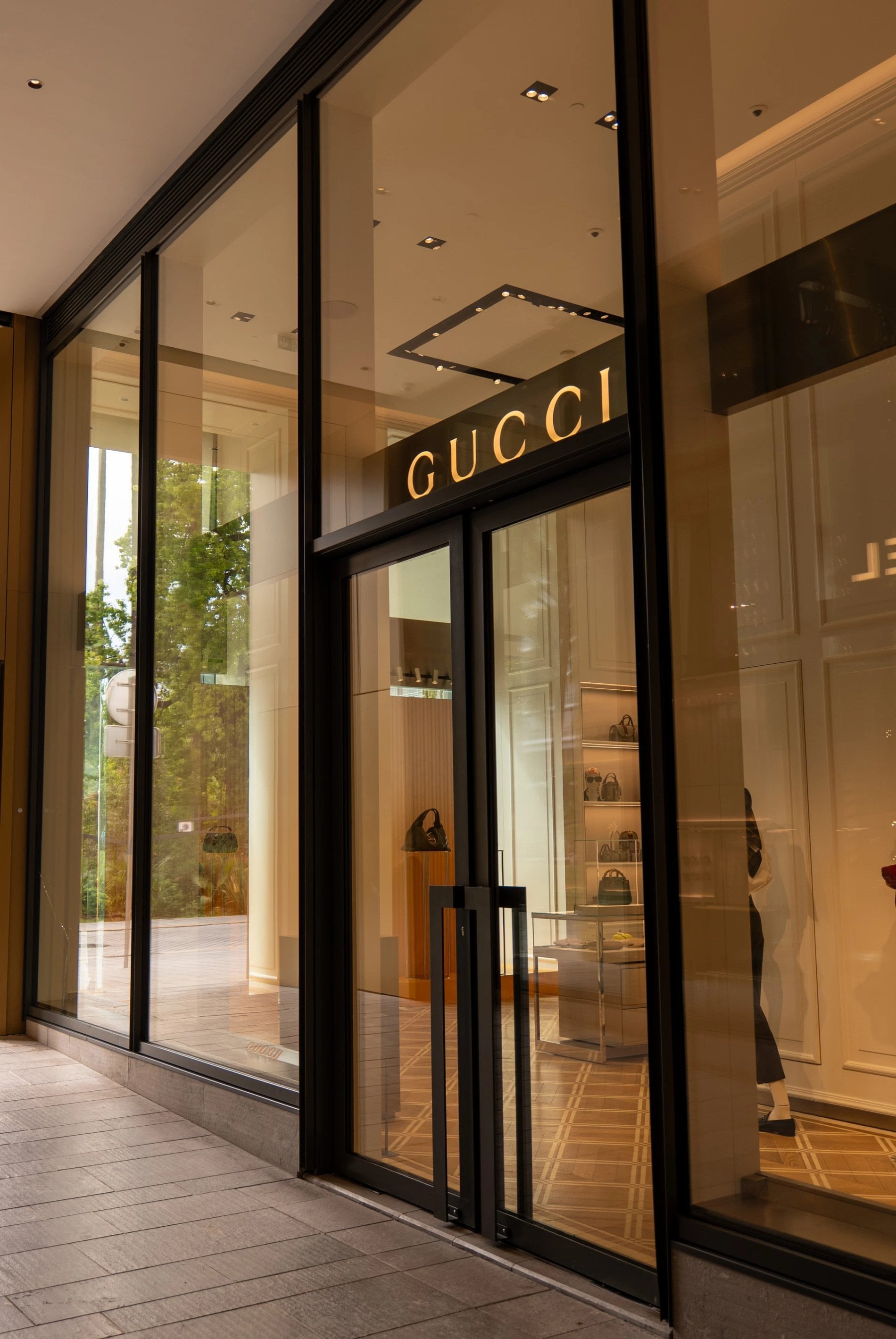 Maison Albar Hotels Le Champs-Elysées suite vue sur l'Arc de Triomphe