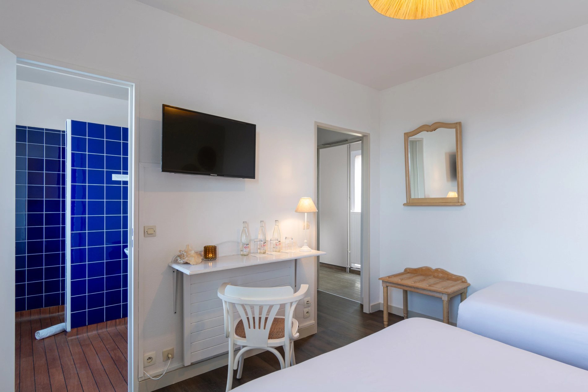 a8e8ca23-6942-415a-b6ef-14053775b163