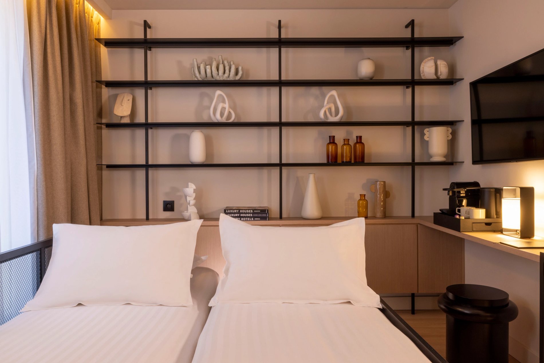 Hôtel ESTÉ Chambre Deluxe Canapé-lit Bureau Salon