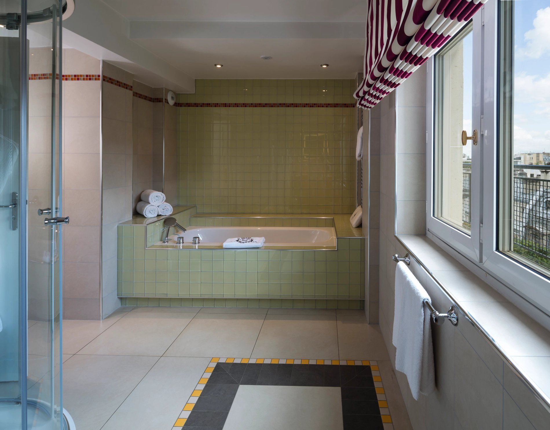 Majestic Hotel  - SPA Champs-Elysées Eiffel Tower Terrace Suite