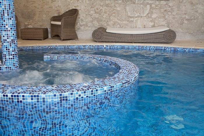 aa04257b-b48f-4d0c-bba0-782d5b5711b2