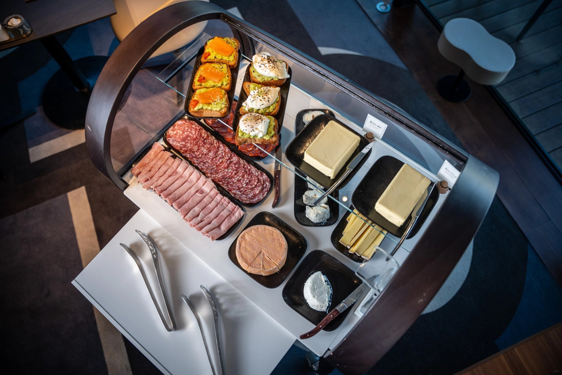 aa4c18df-04f0-4d5f-998f-77025db6c9c3