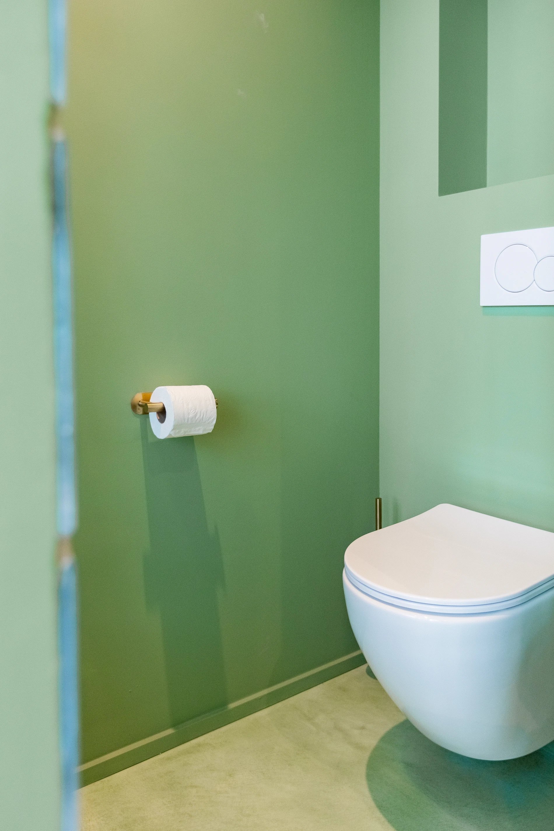 ab086622-e75a-4b93-83bb-c01419b157d5