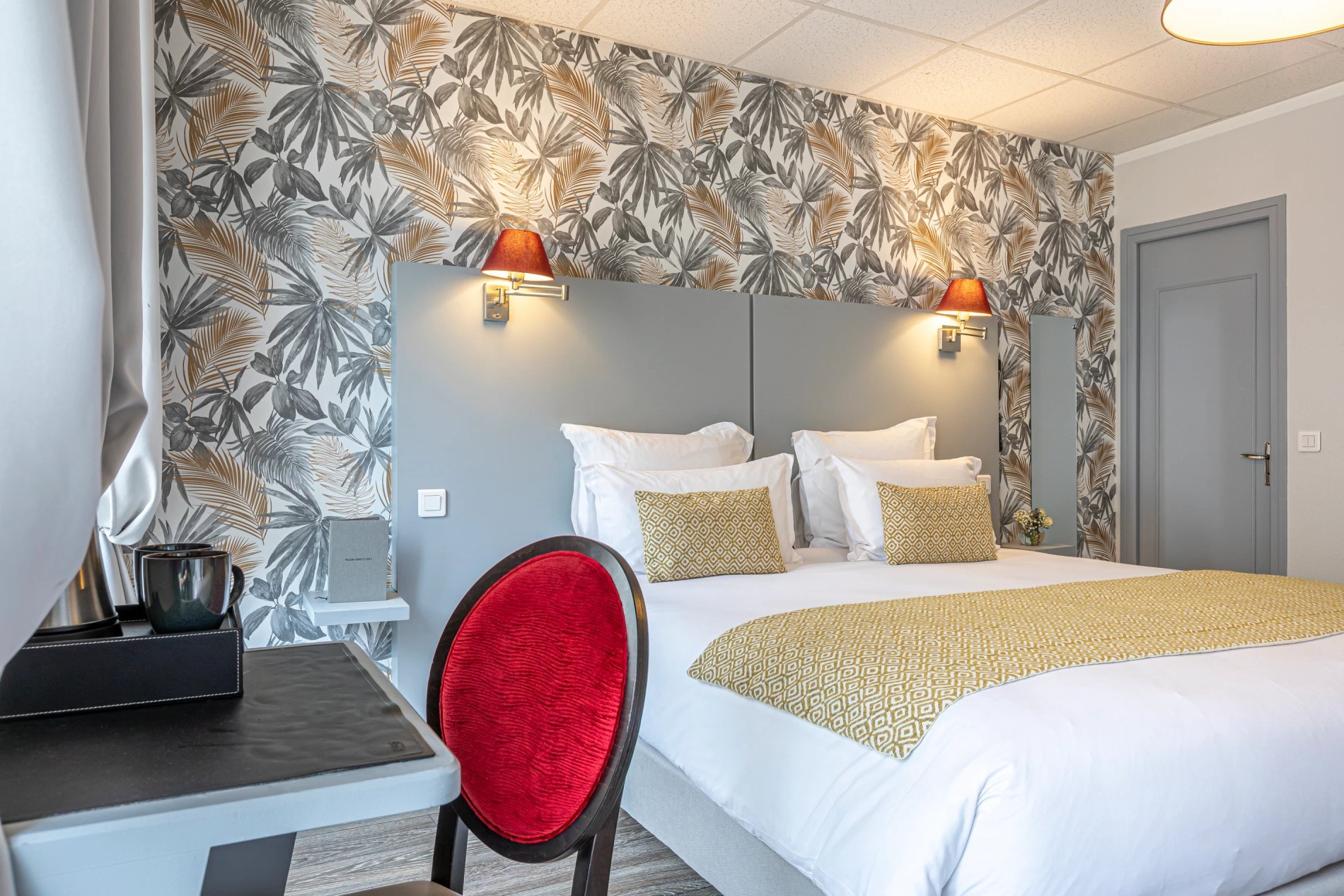 Spendid Hotel Room