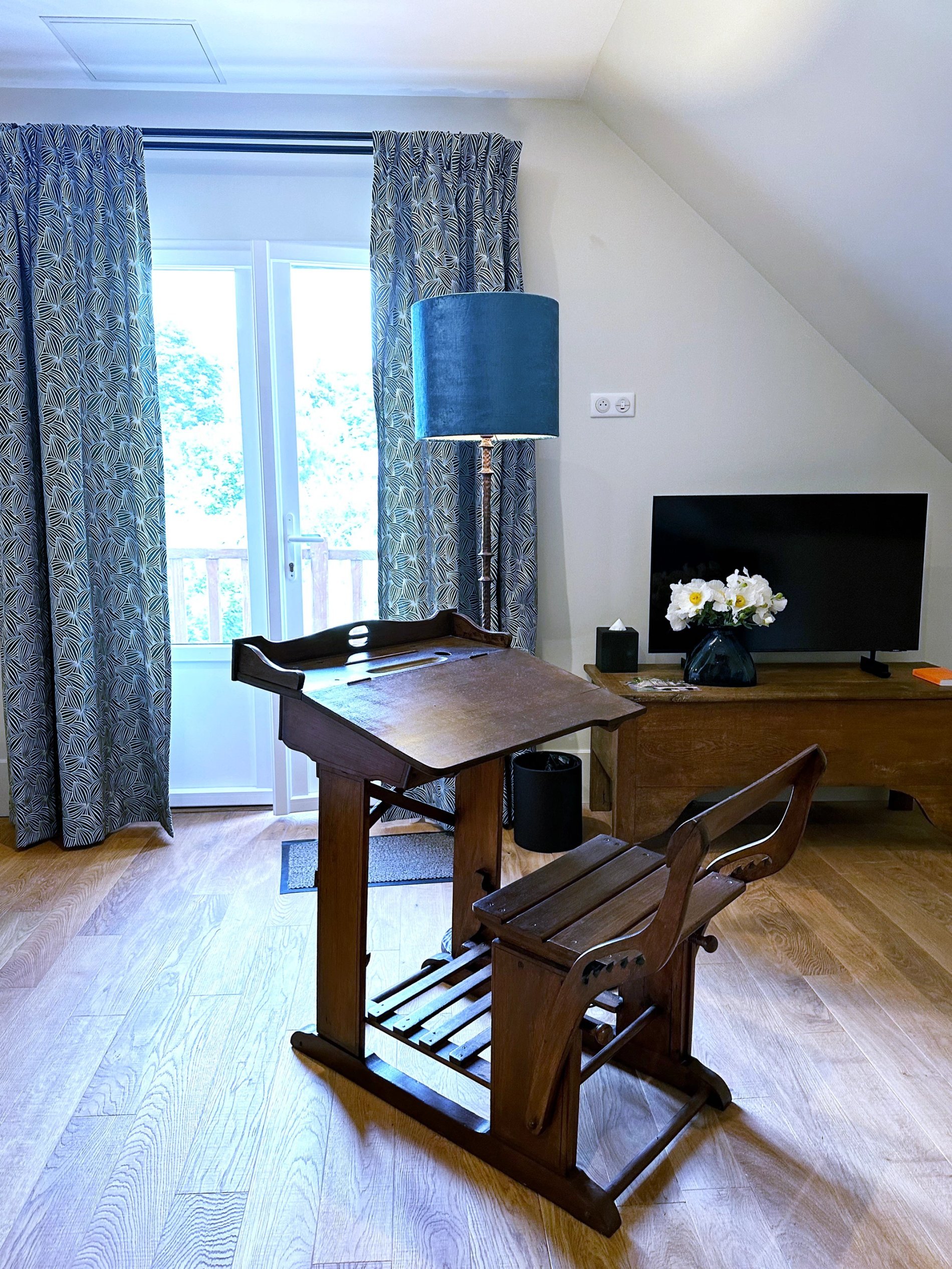 abcc4f04-aba0-41fd-8775-b2872c30f256