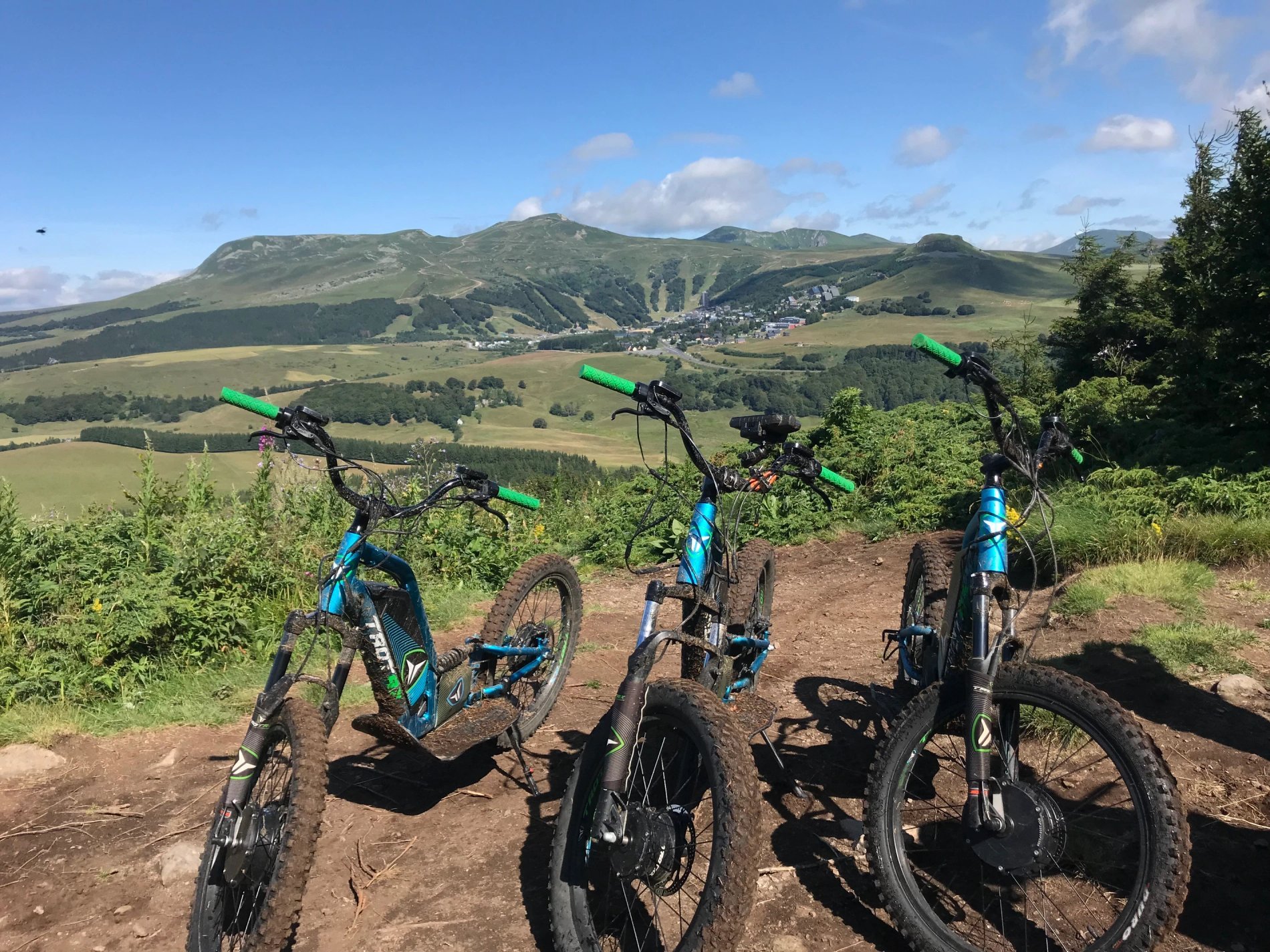 ac2d81e4-8dd7-457c-b143-90476505d338