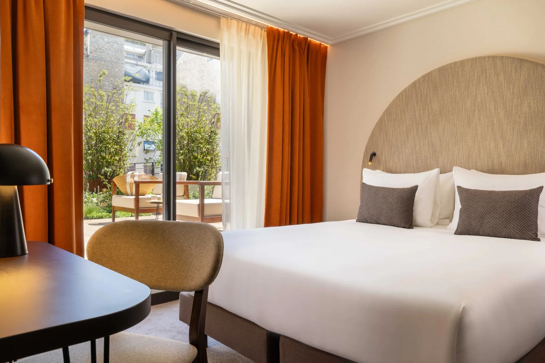 ac403dbb-d49f-486e-991b-fbb3d30d8549