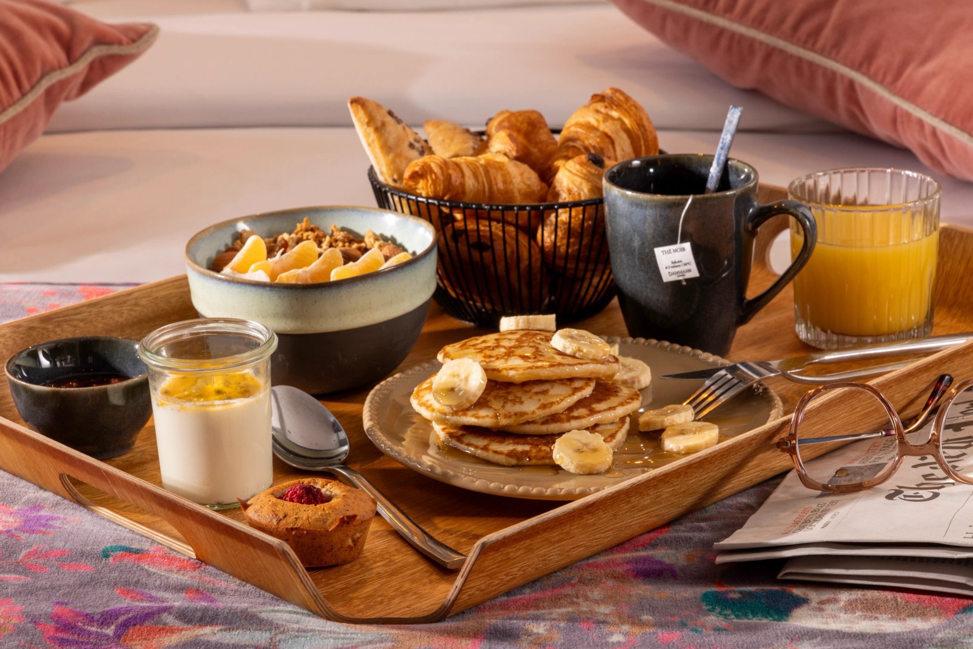 Hotel Maxim Quartier Latin Room Service Breakfast in the room