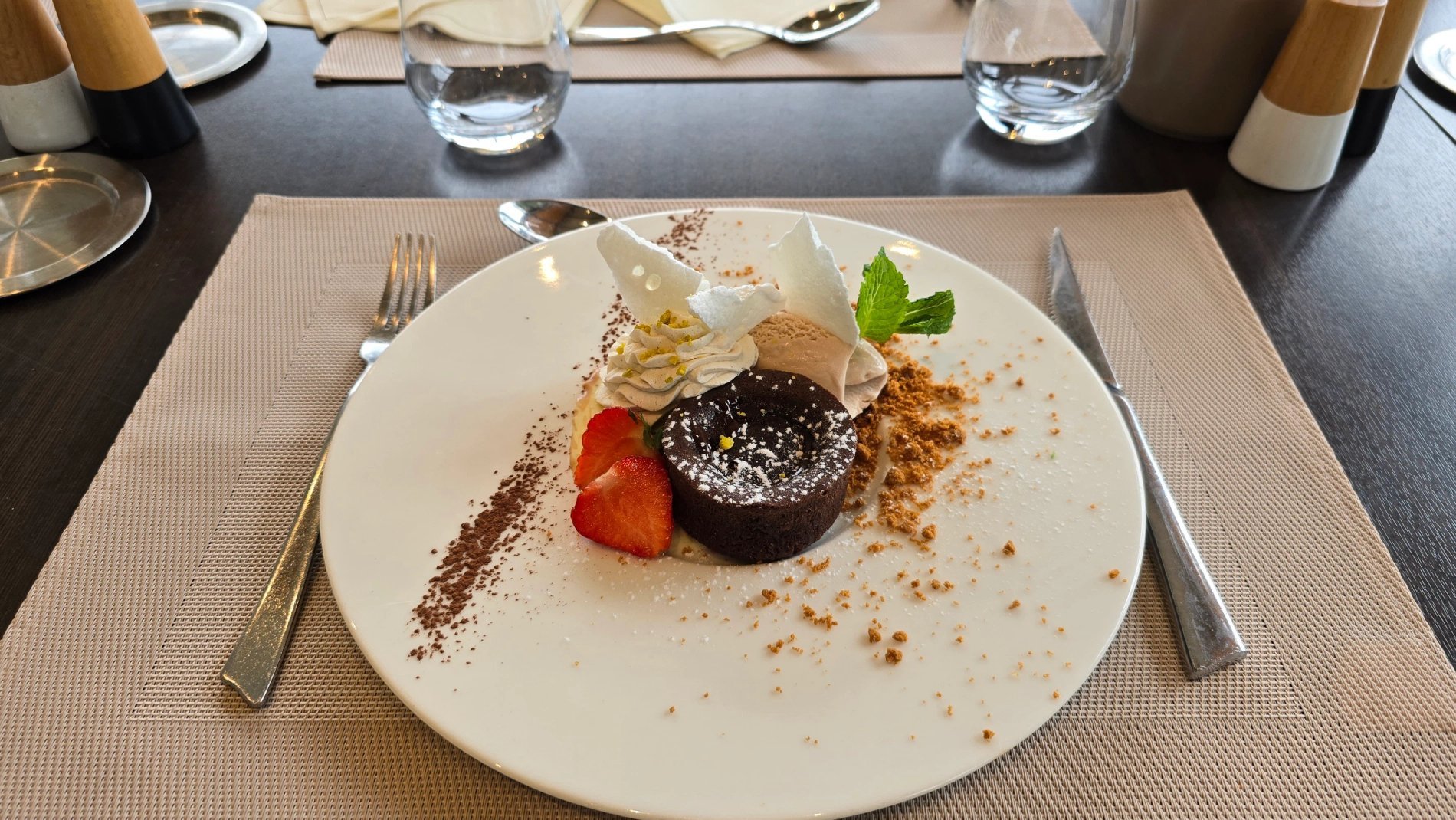 acecc938-5ad6-41f5-963d-c478e4bc0805