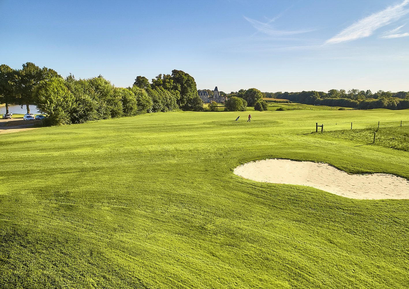 ad64fc40-fb5a-4e72-8633-7b71a577e236