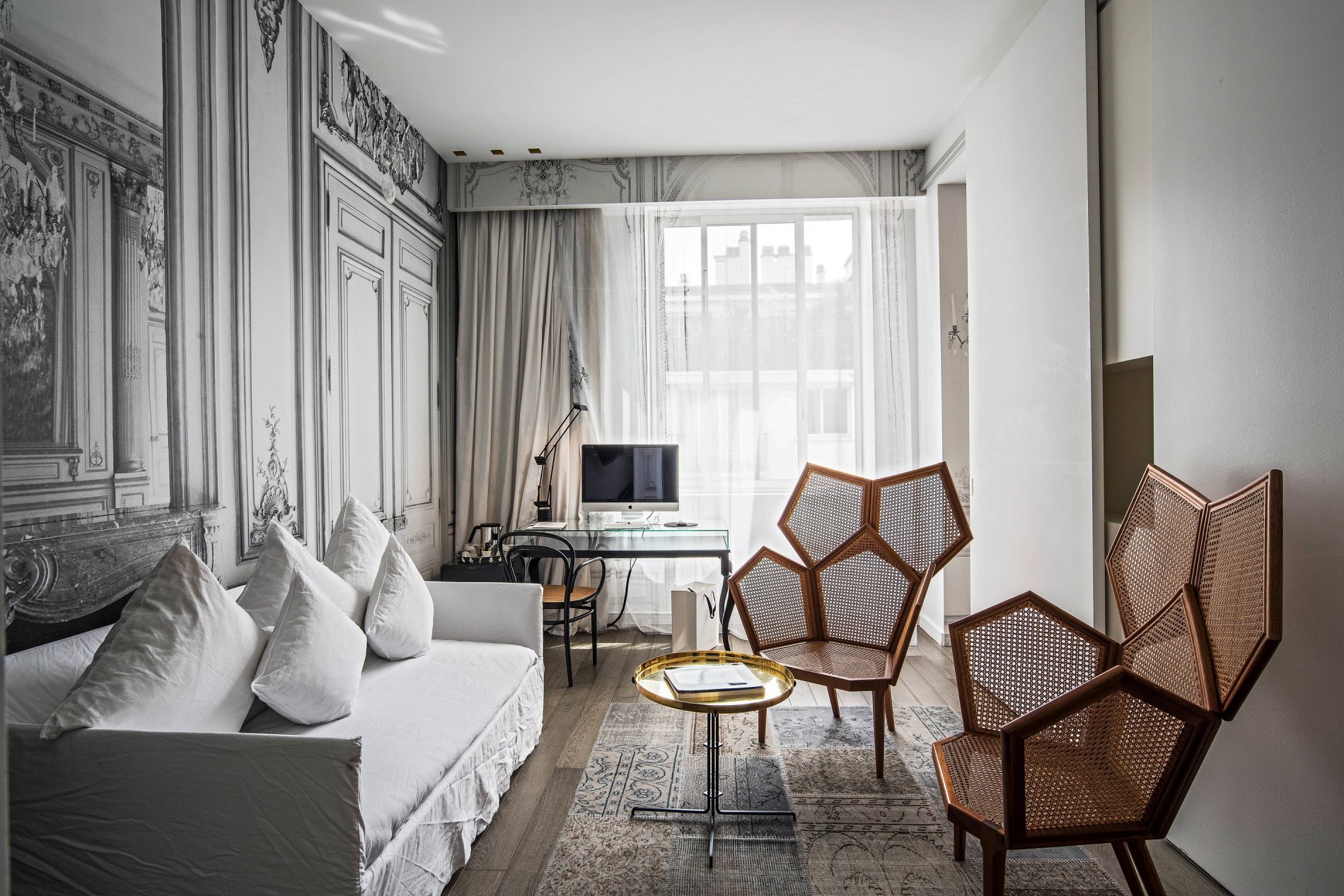 La Maison Champs-Elysées | Suite salon doré