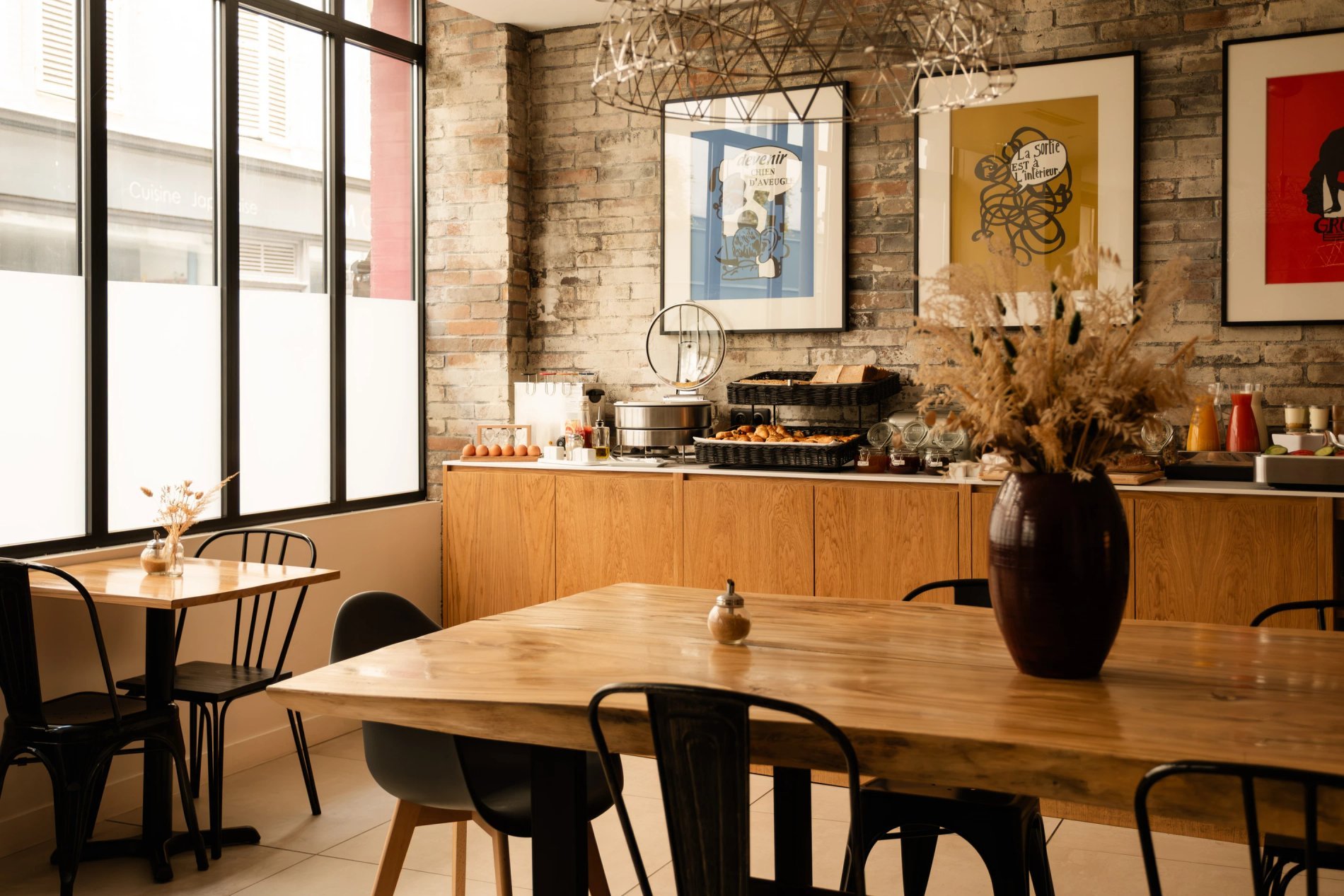 9 hotel Bastille-Lyon Paris 12 petit dejeuner buffet