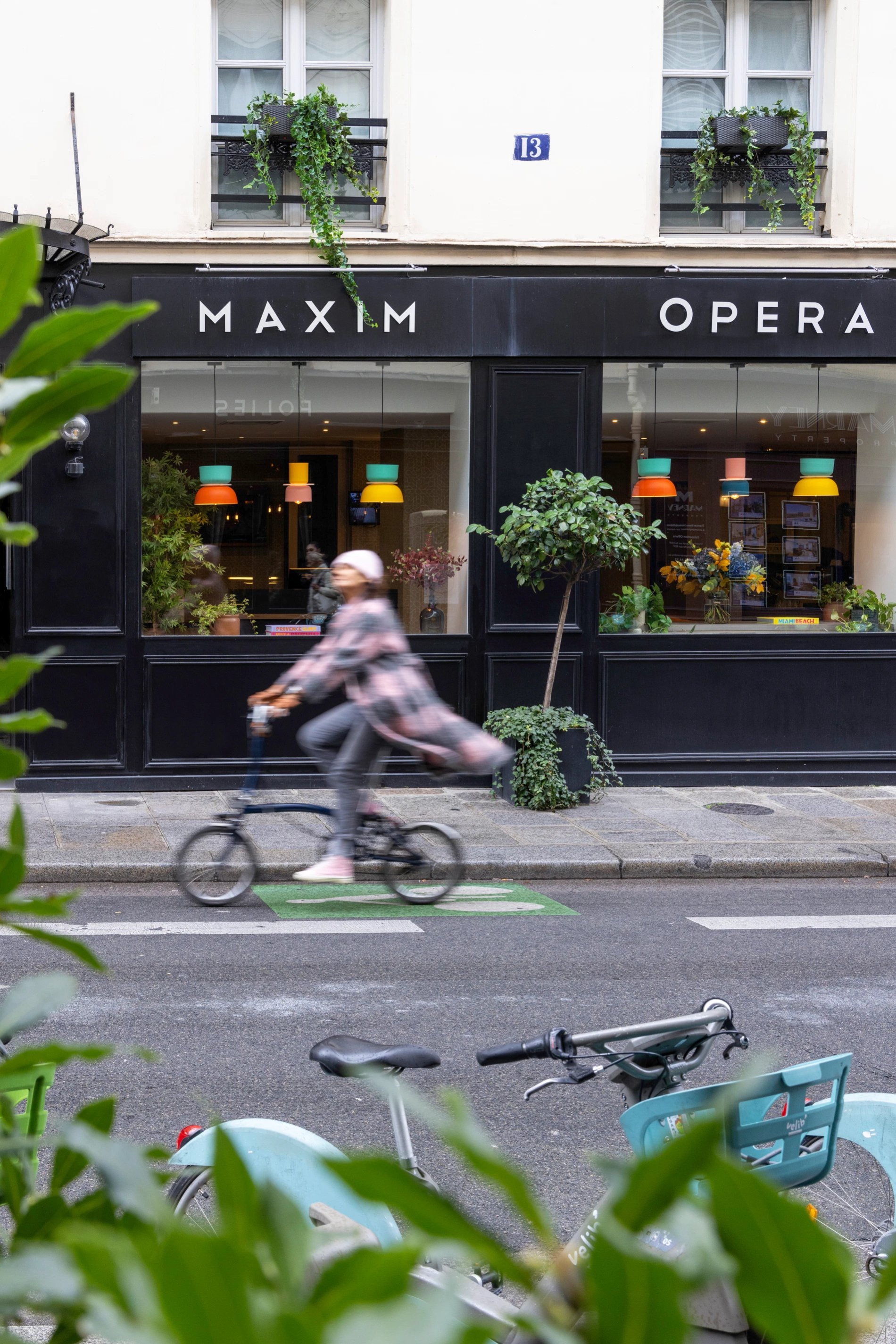 Hotel Maxim Opera Facade