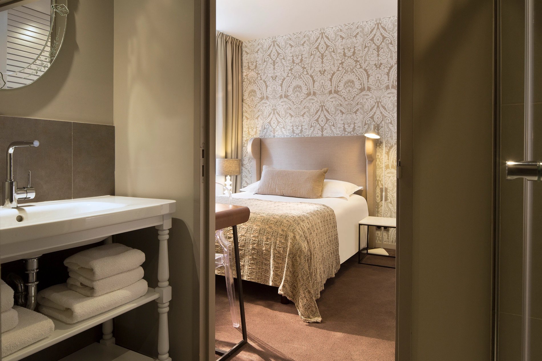 ae44330d-63e9-4723-8e5c-0a7ebec71e60