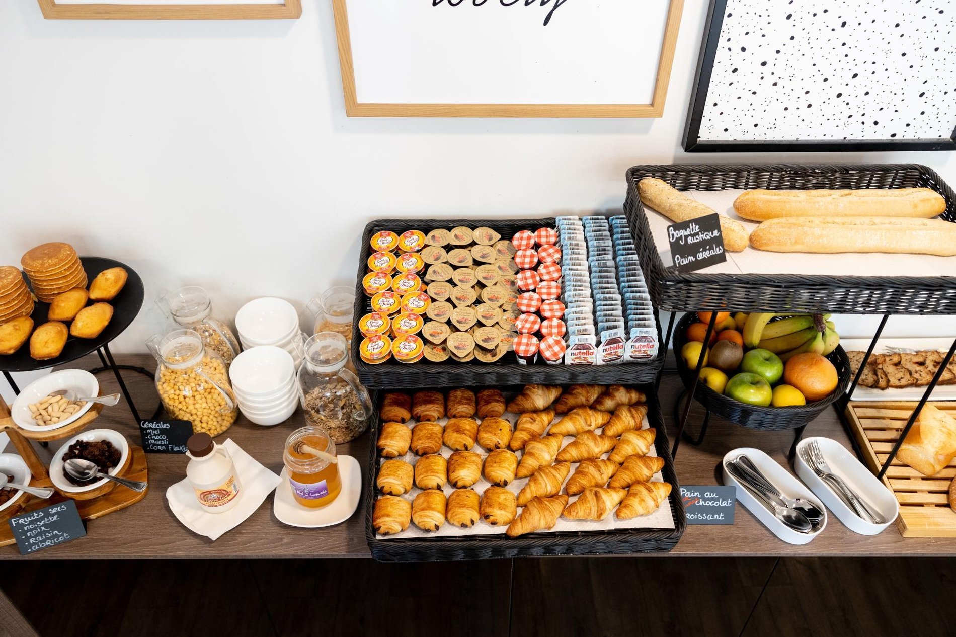 af0cf523-42d1-49b3-ad46-667a4fea7240