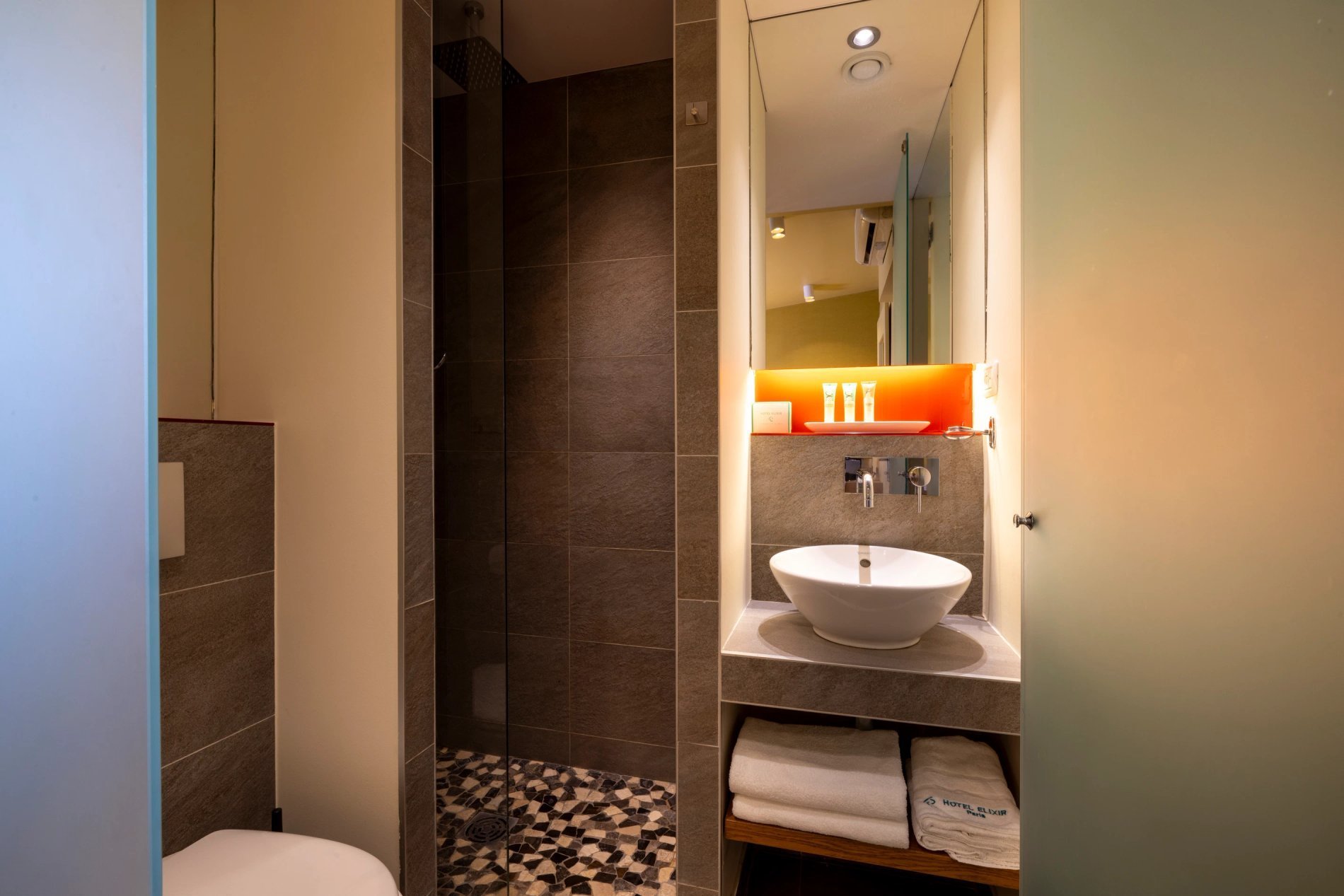 af6ce9e8-dabc-4892-9b1c-619622556710