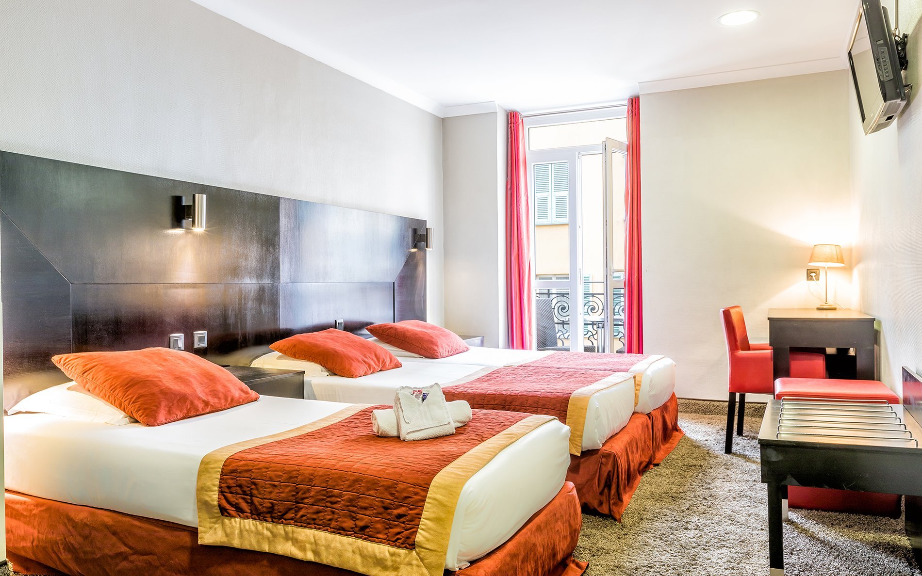 b0a1038e-68b1-477d-b259-de0af67da968