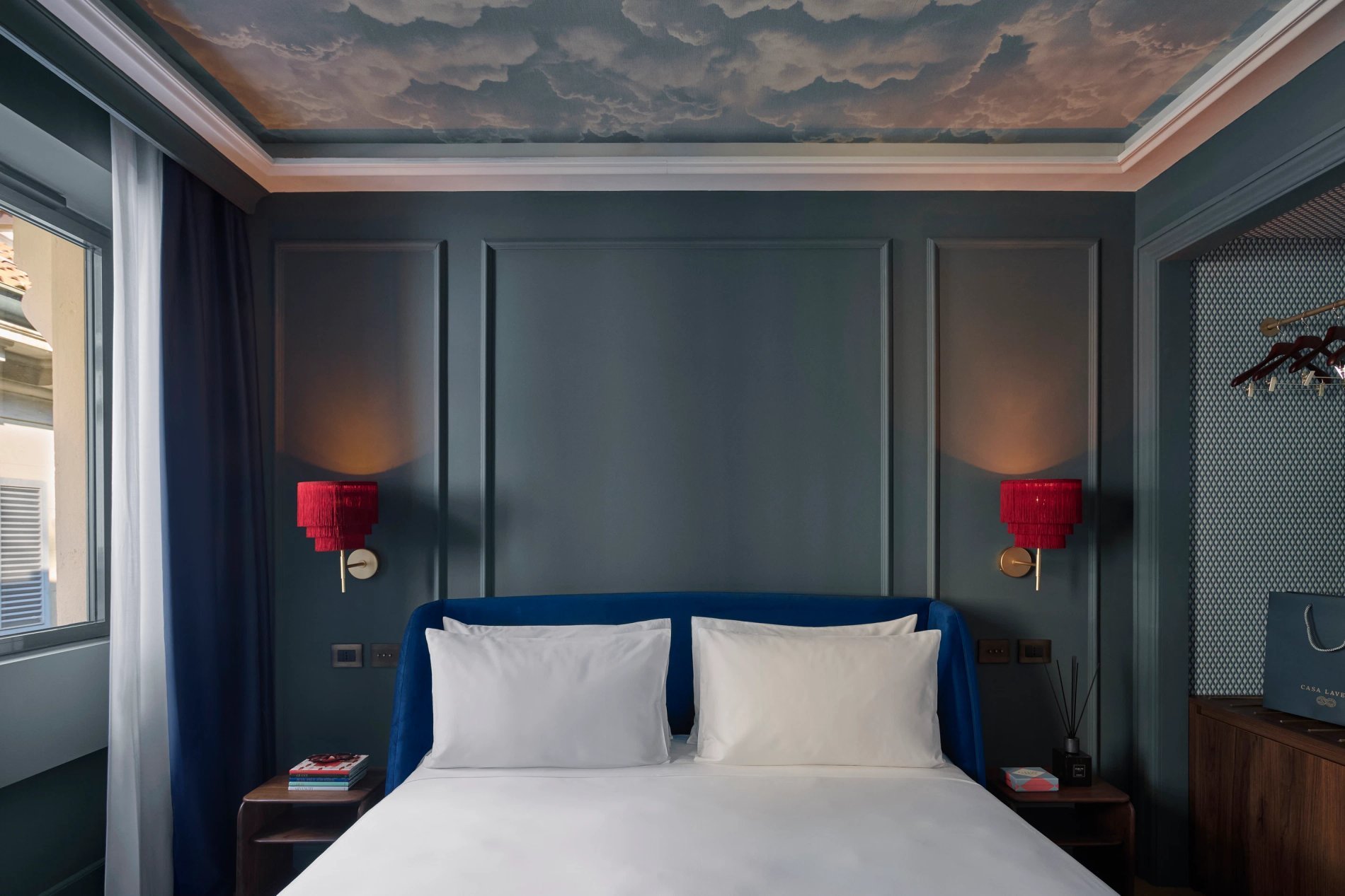 b0ac4829-78f1-4ee9-bf8d-7f6392bc1968