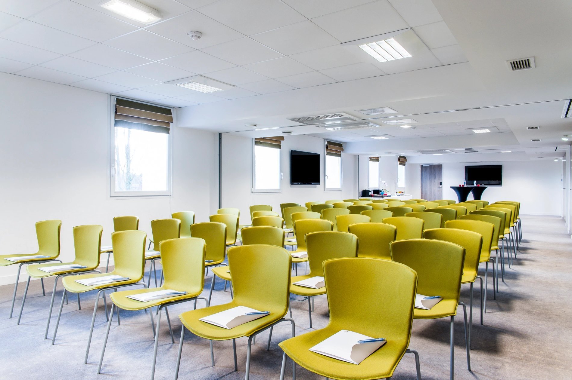 b16a7b1a-3a4c-4305-92b8-cf9239416fb6