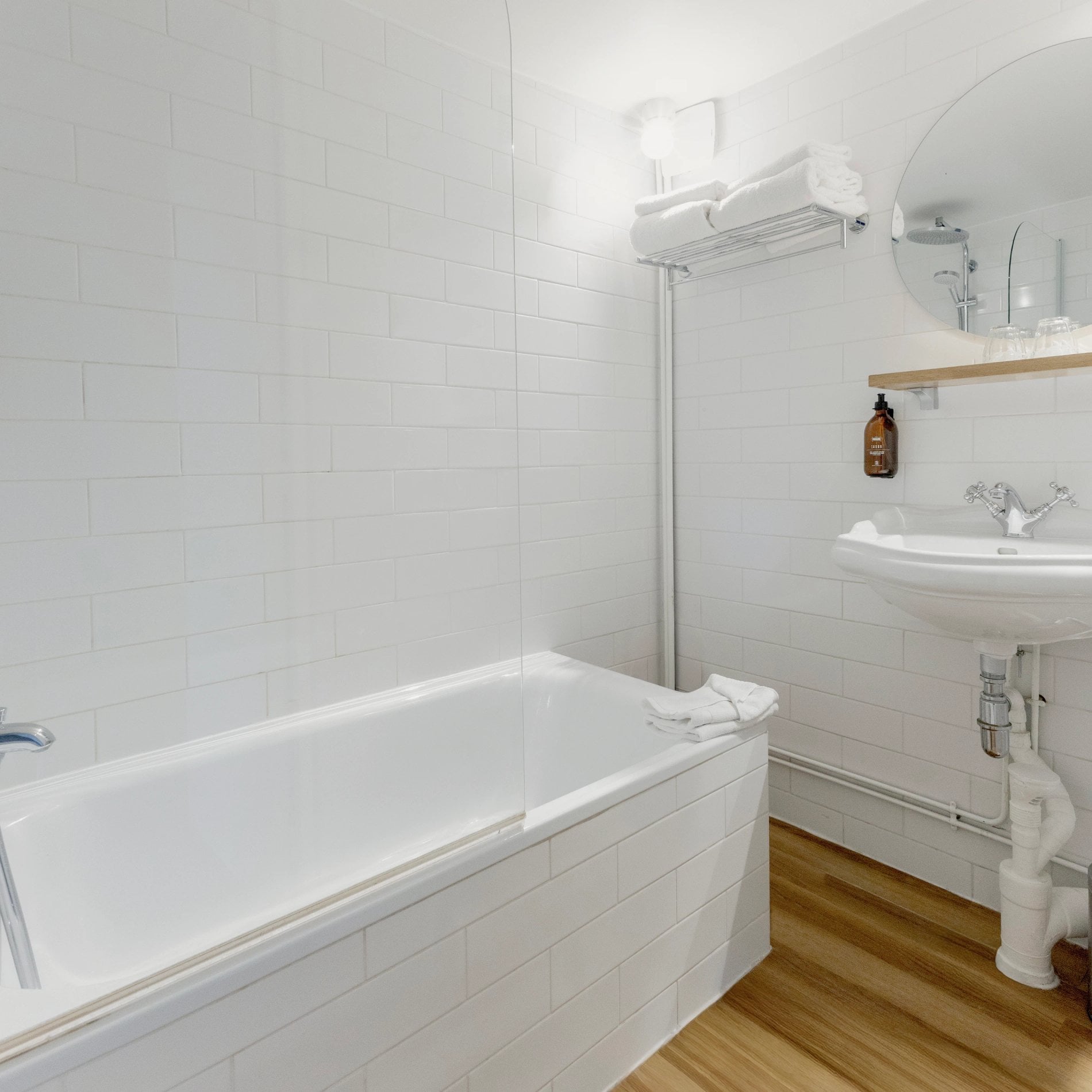 b1bff02f-b8bc-41ce-b5b2-5f21d07b0105