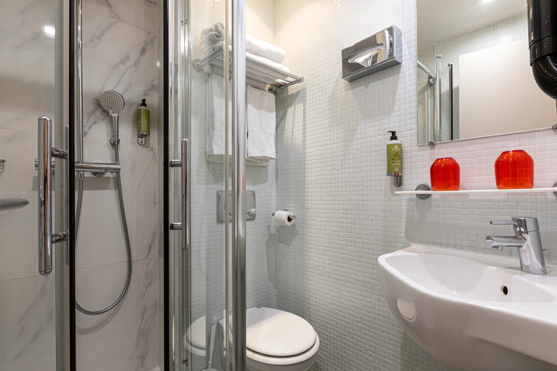 Gardette Park Hotel | Classic suite with garden view