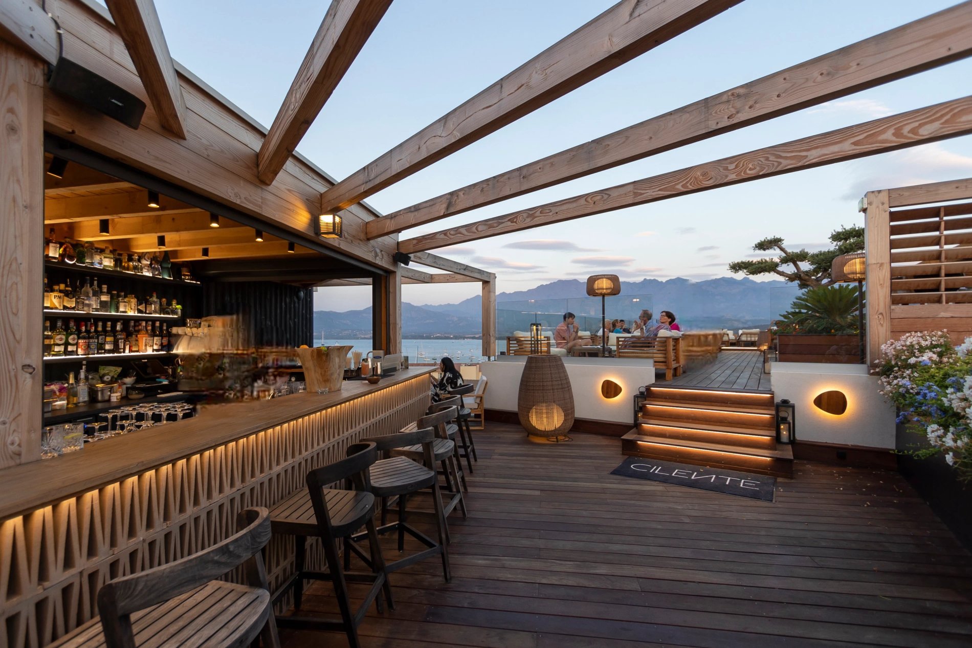 b261a297-981c-4814-af3d-241cd997df3e