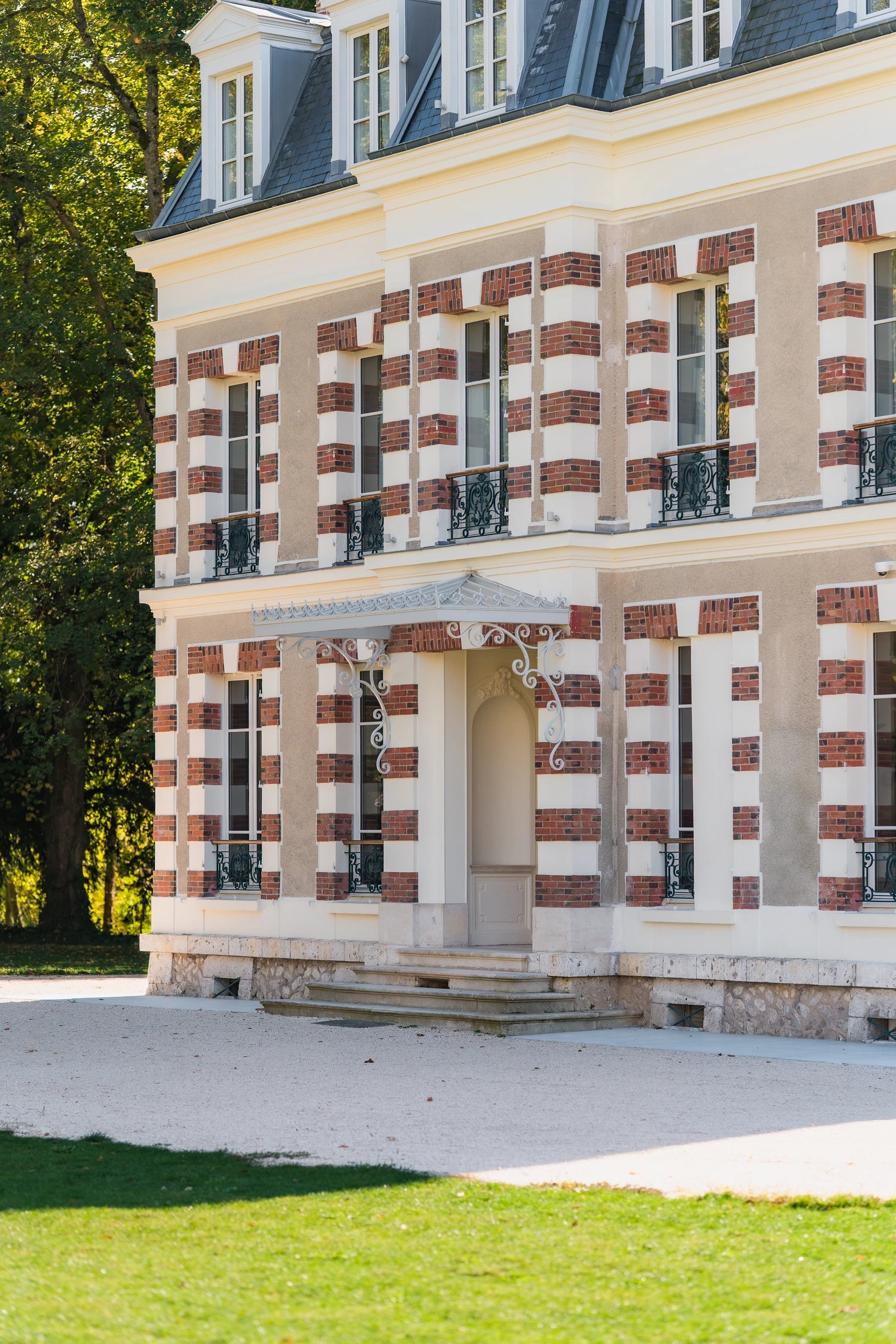 b2b1e48c-6d8d-4115-9c56-b28ed4687ca3