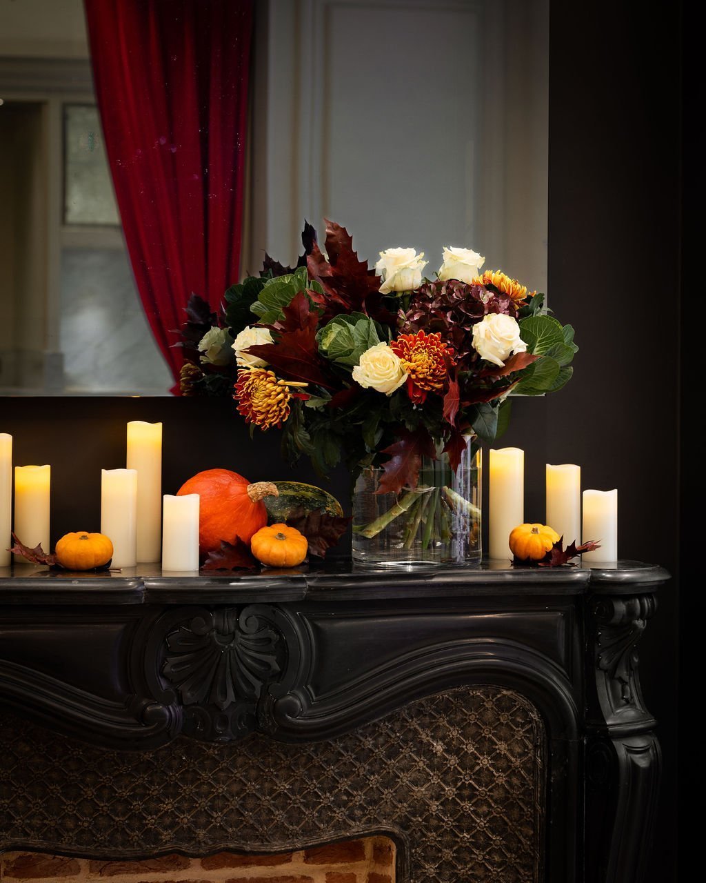 ue intérieure d'une suite élégante à l'Hôtel Bowmann pendant l'automne