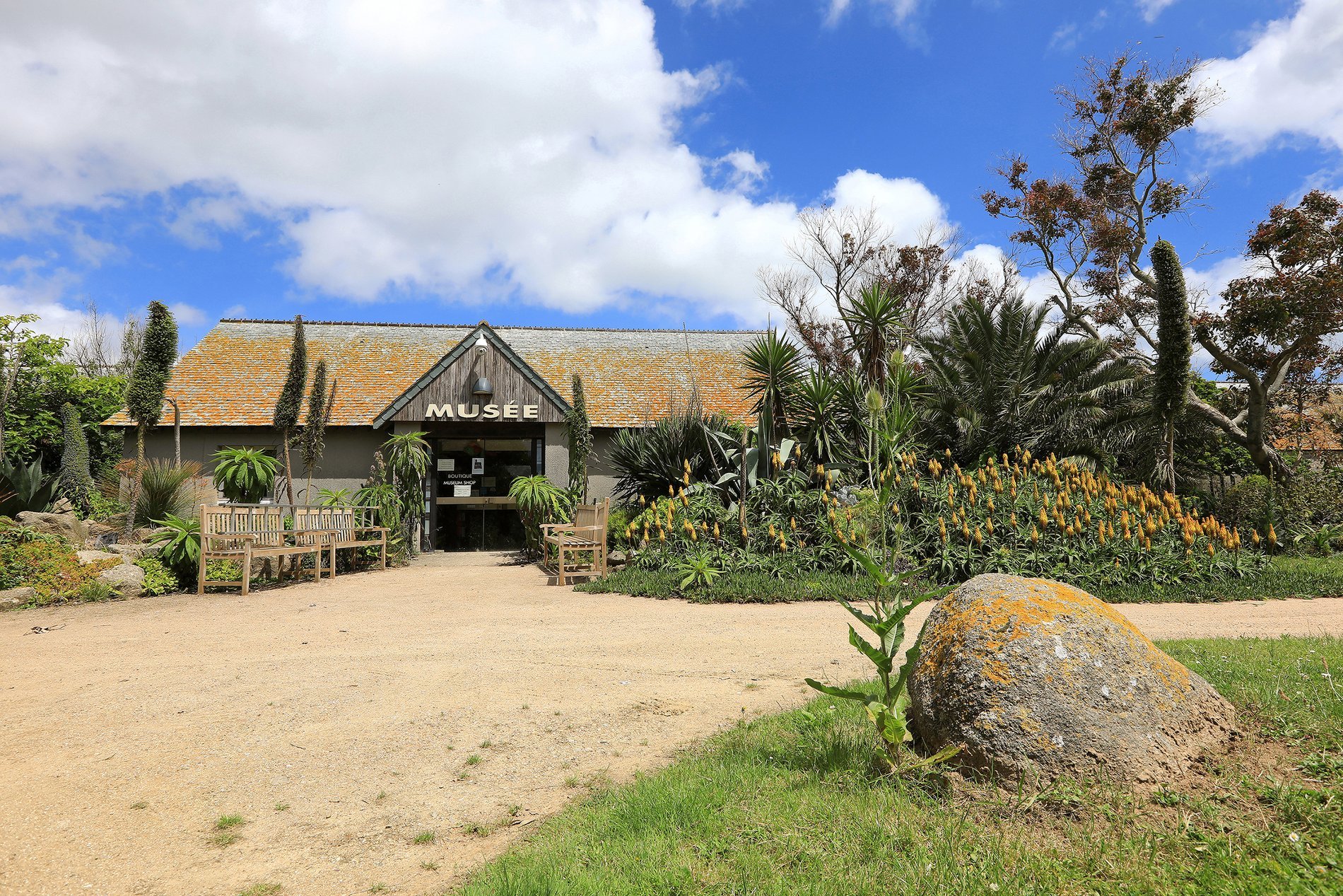 b3260916-3f01-4718-9a9e-deb21dc1b618