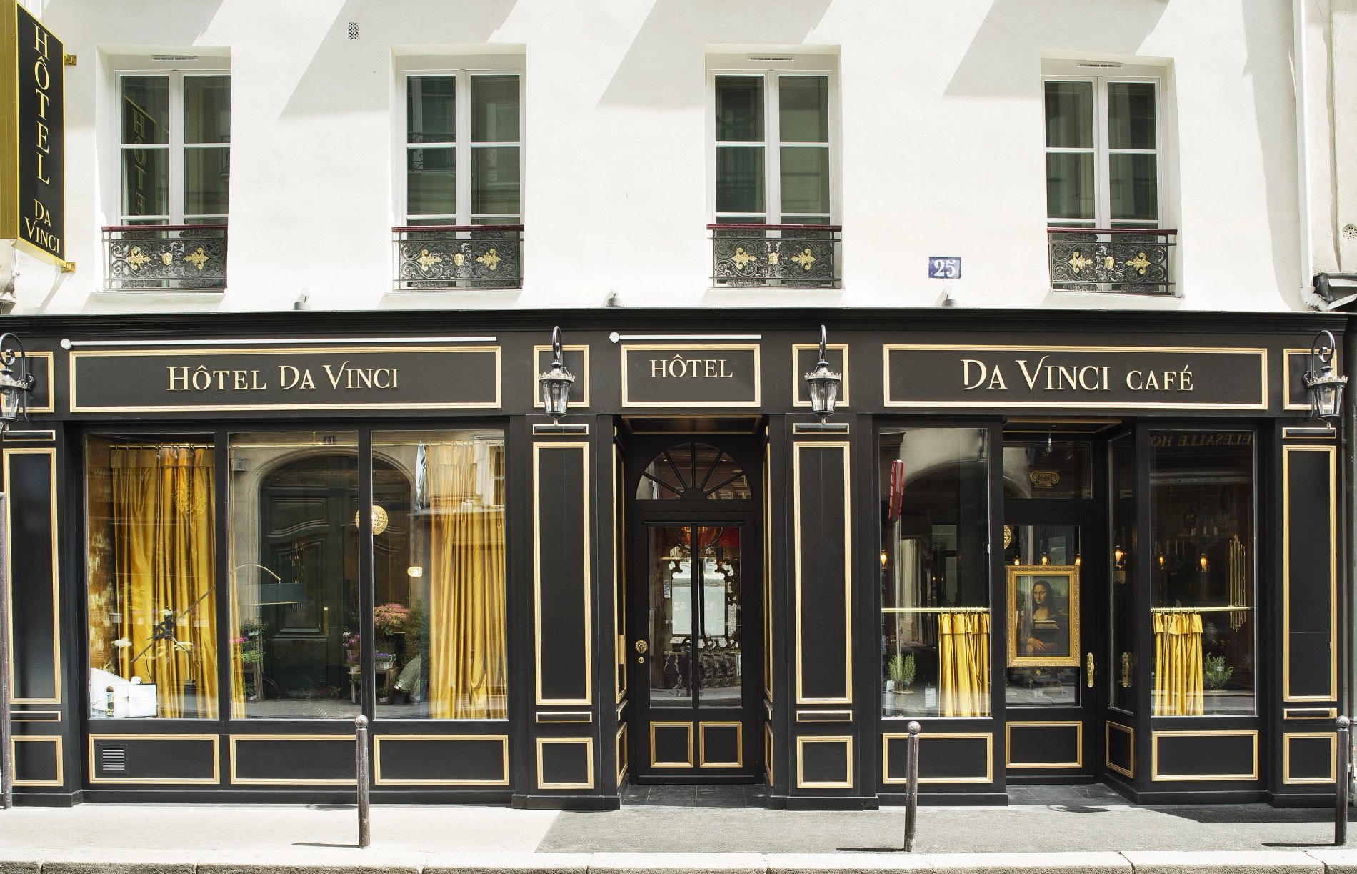 Hotel Da Vinci Facade